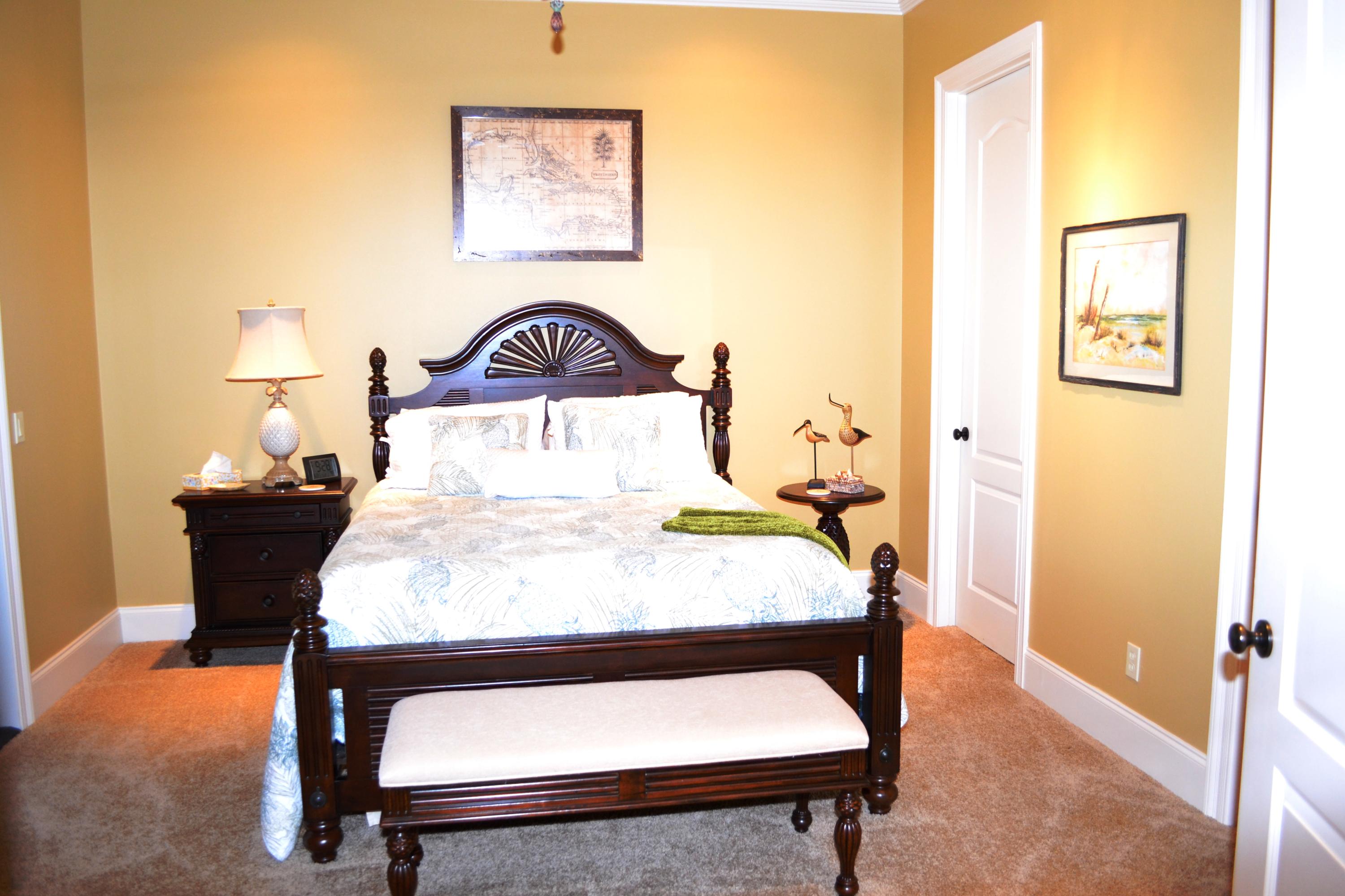 VINEYARD AT RAVEN OAKS - Residential