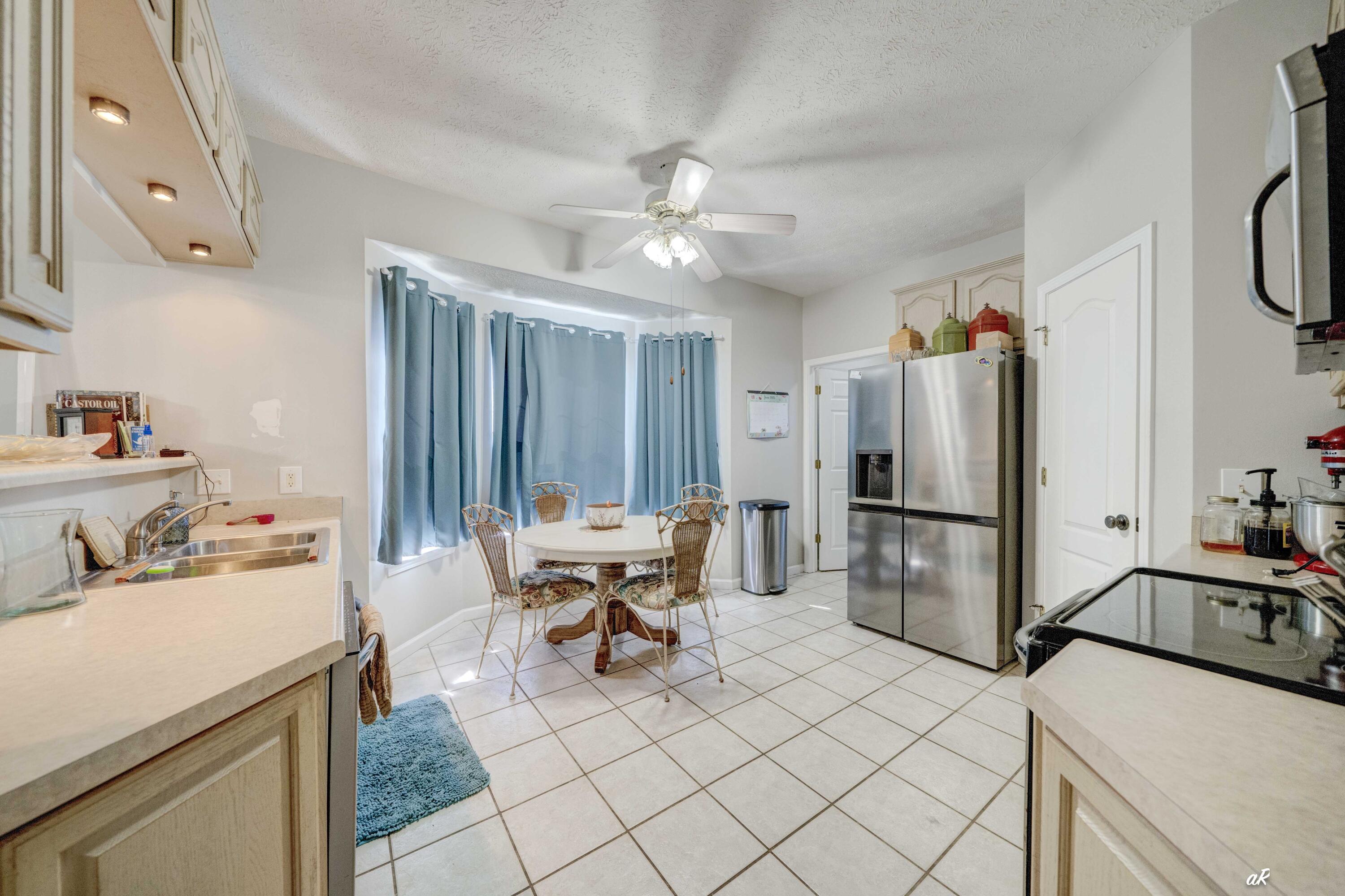 CALLAWAY HOMES - Residential