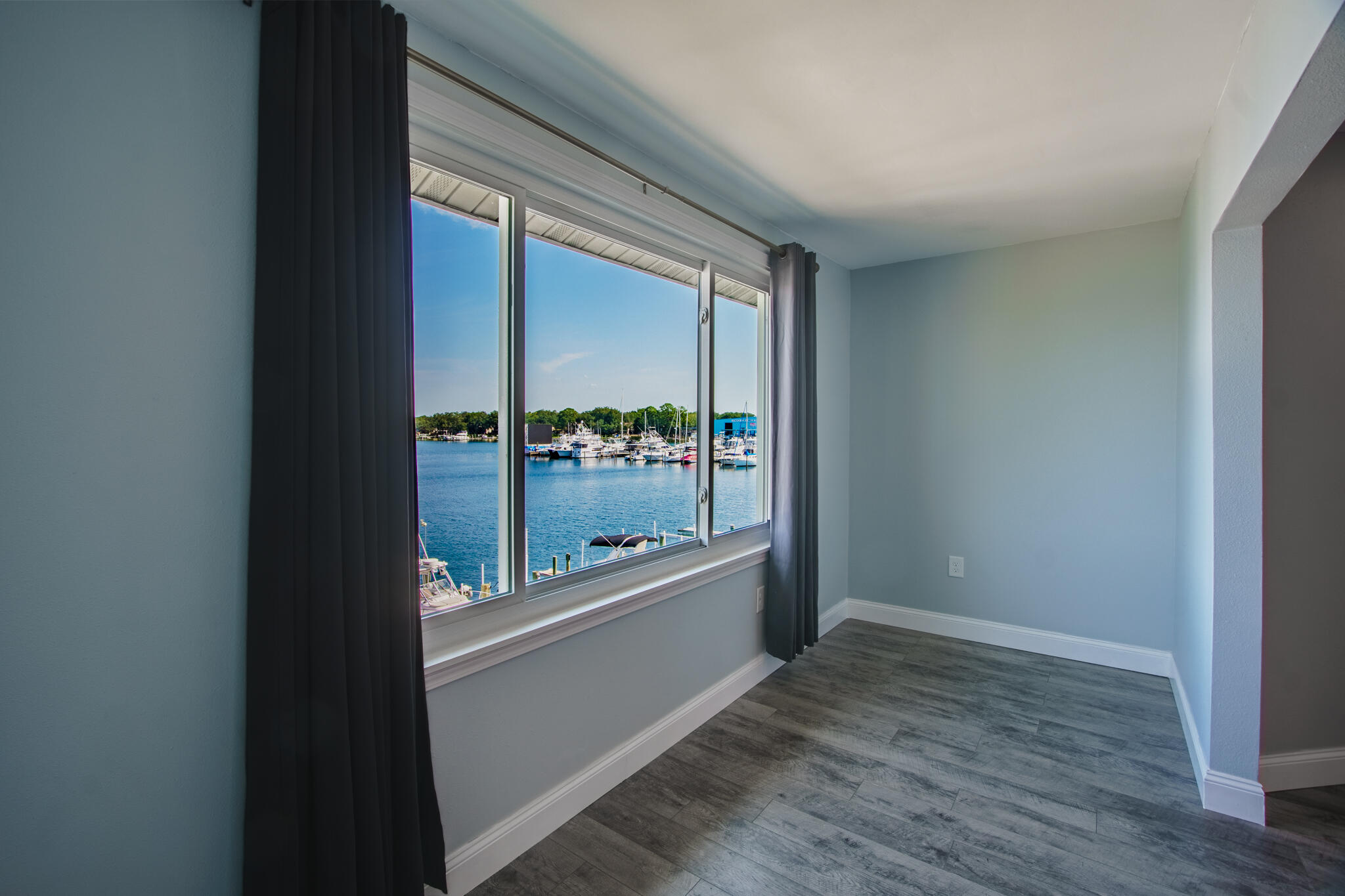 SNUG HARBOR TOWNHOMES - Residential