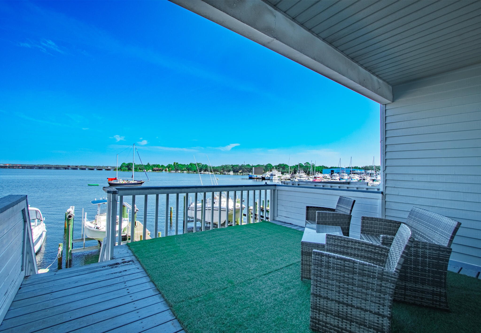 SNUG HARBOR TOWNHOMES - Residential