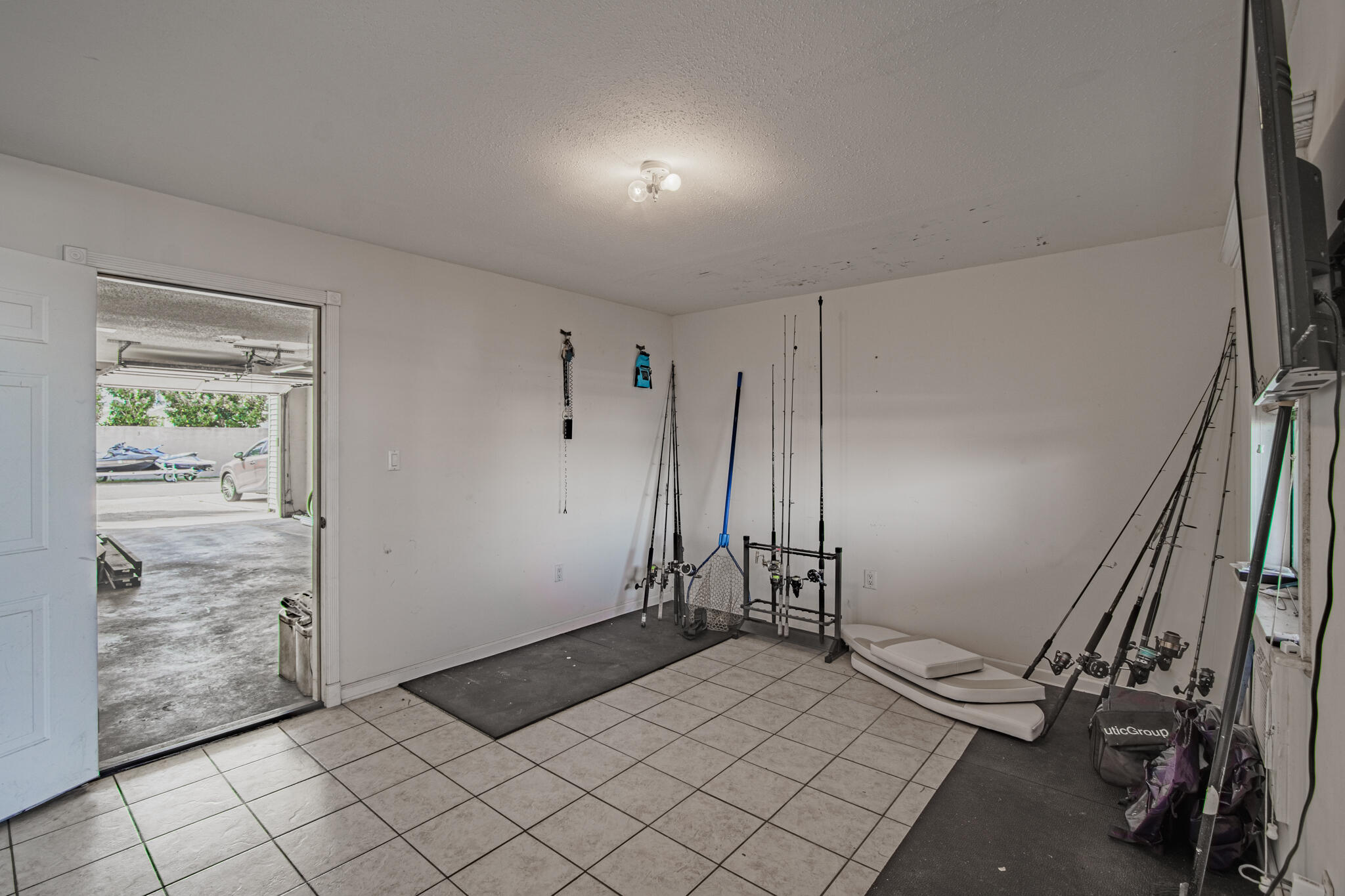 SNUG HARBOR TOWNHOMES - Residential