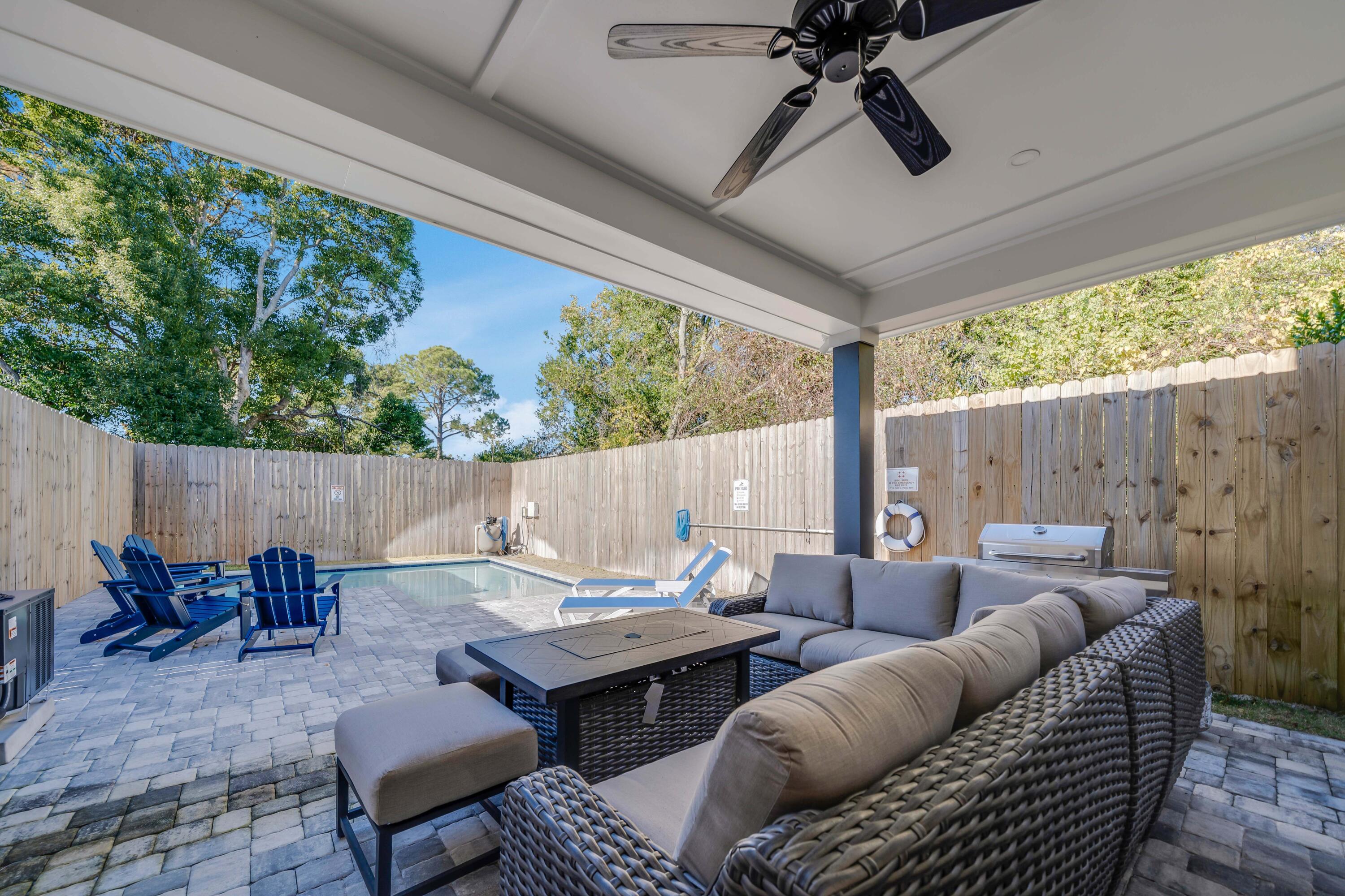 LAGUNA BEACH - Residential