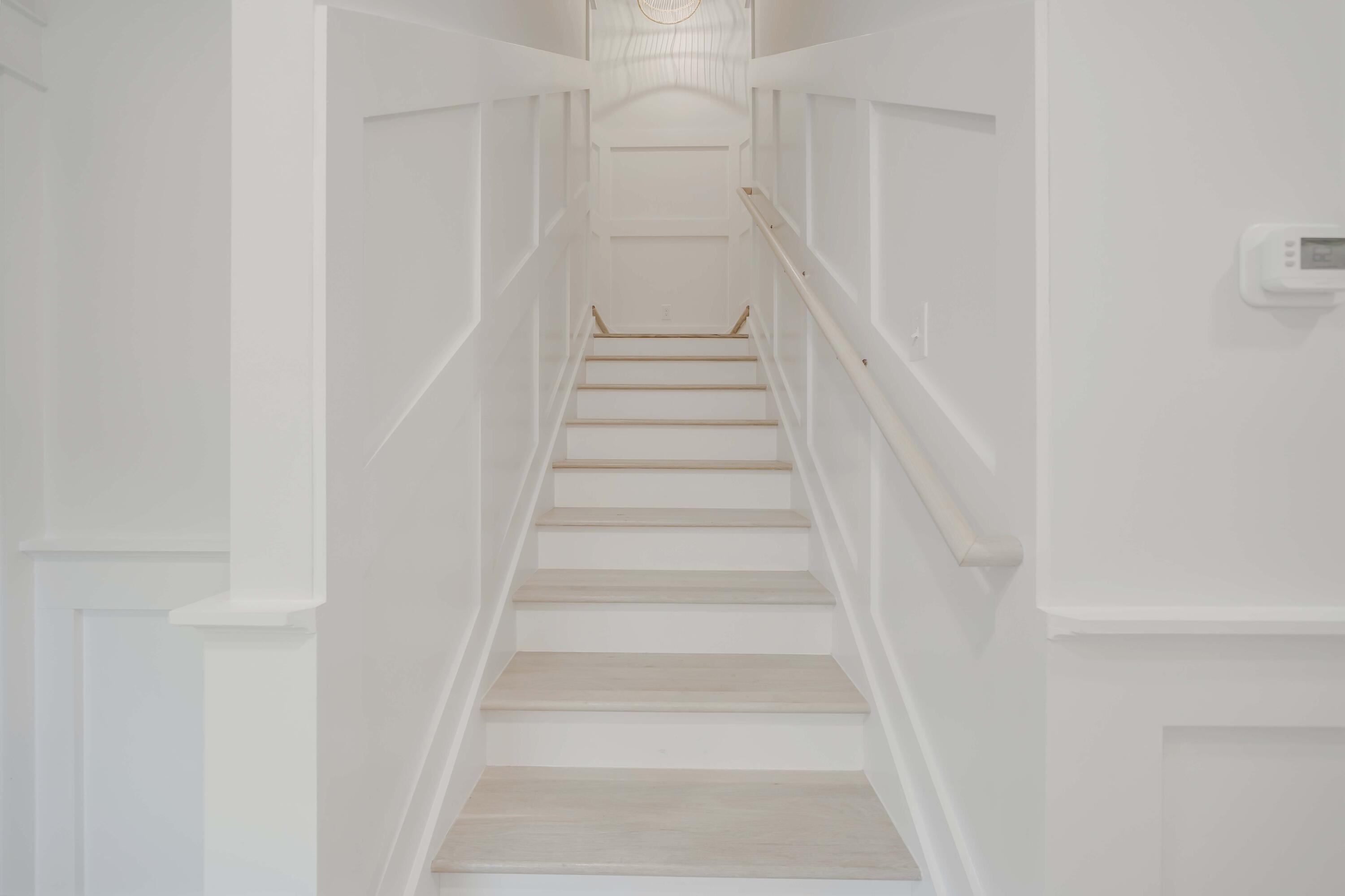 LAGUNA BEACH - Residential