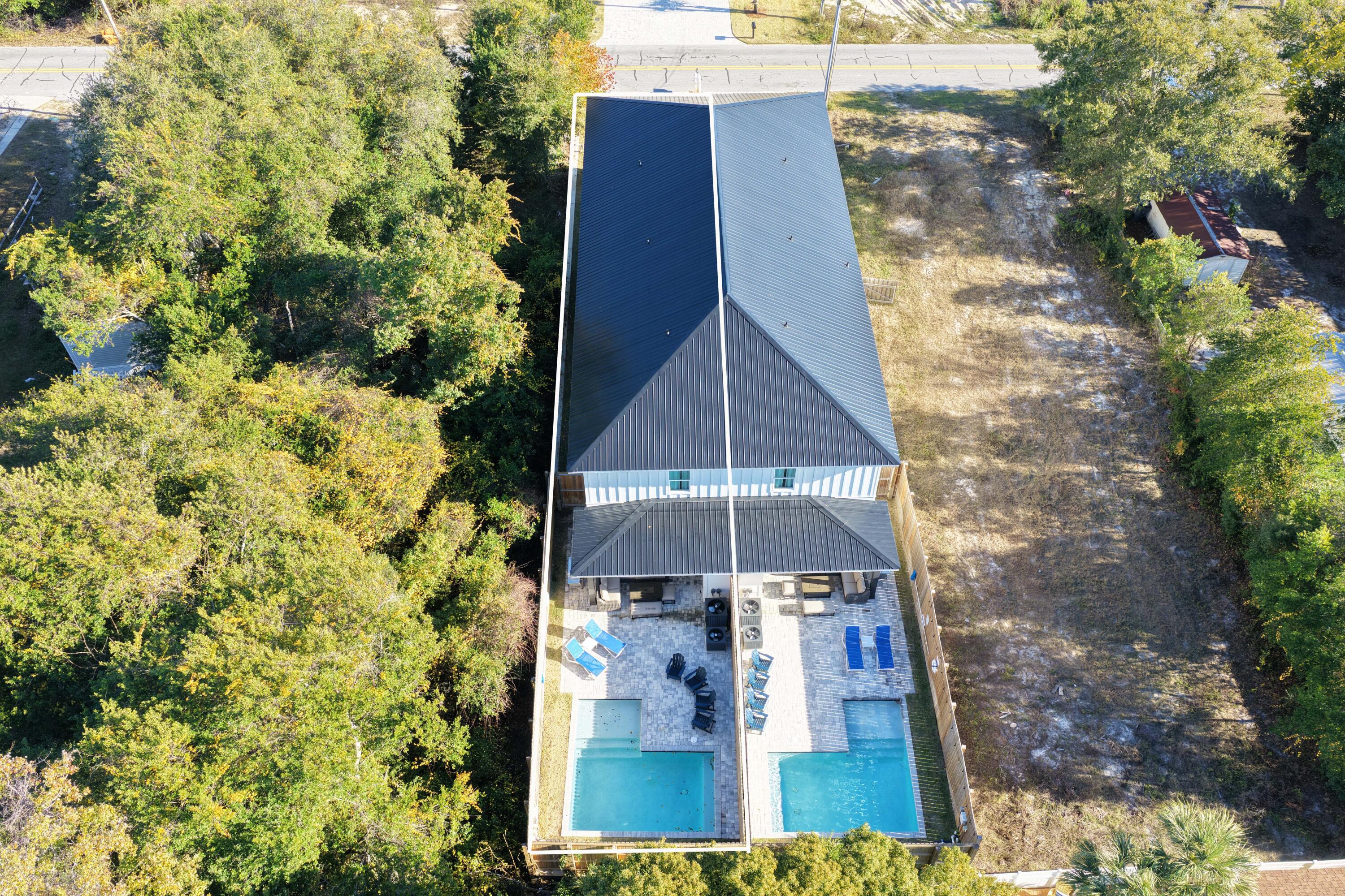 LAGUNA BEACH - Residential