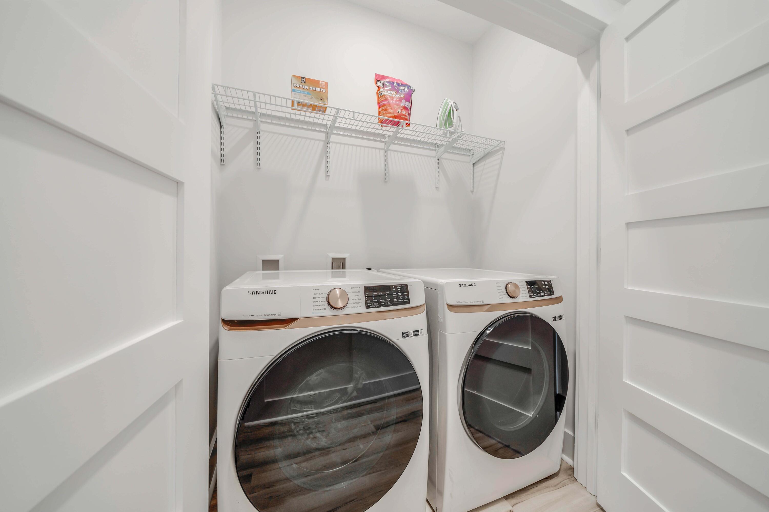 LAGUNA BEACH - Residential