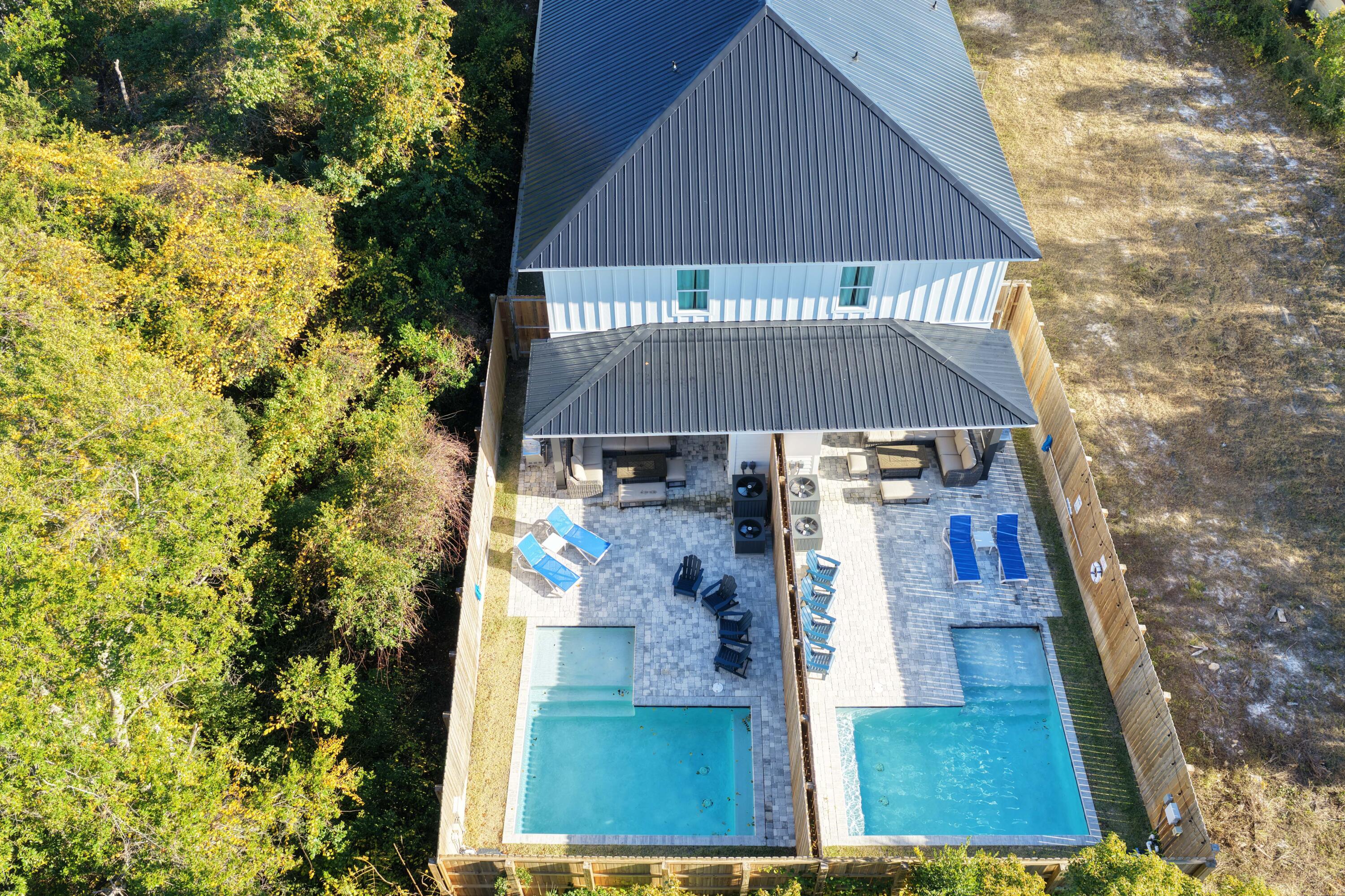 LAGUNA BEACH - Residential