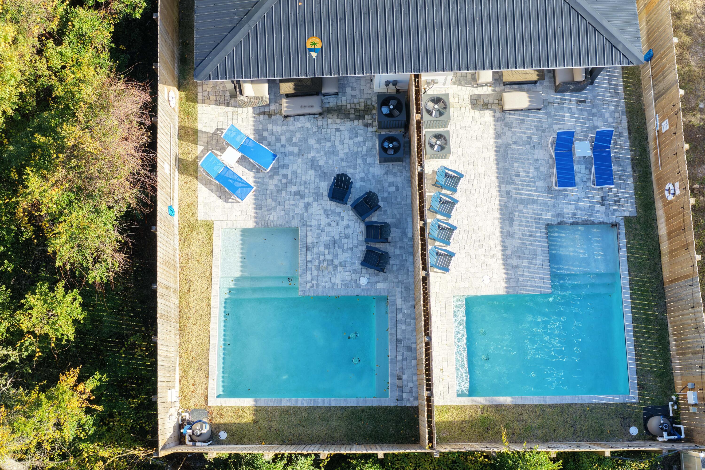 LAGUNA BEACH - Residential