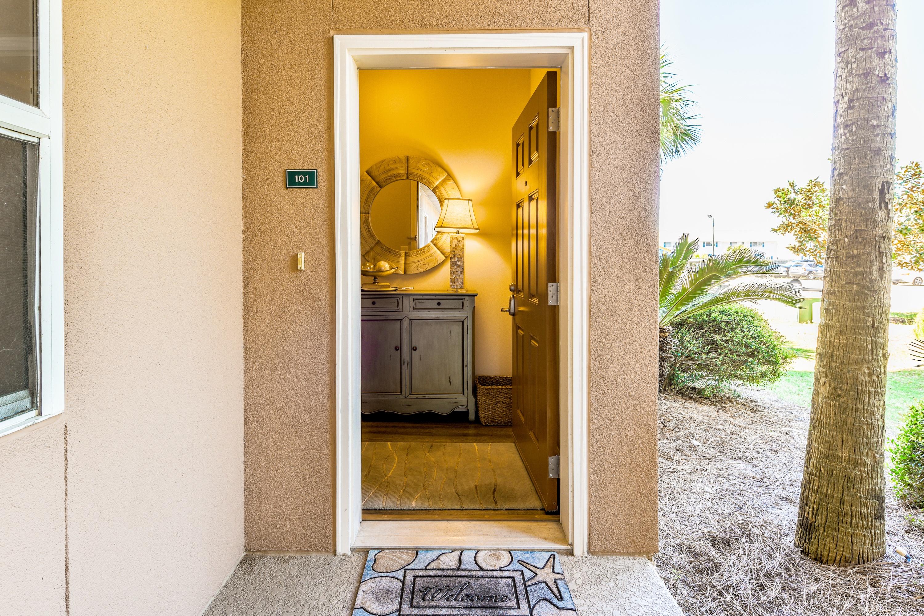 EMERALD WATERS - Residential