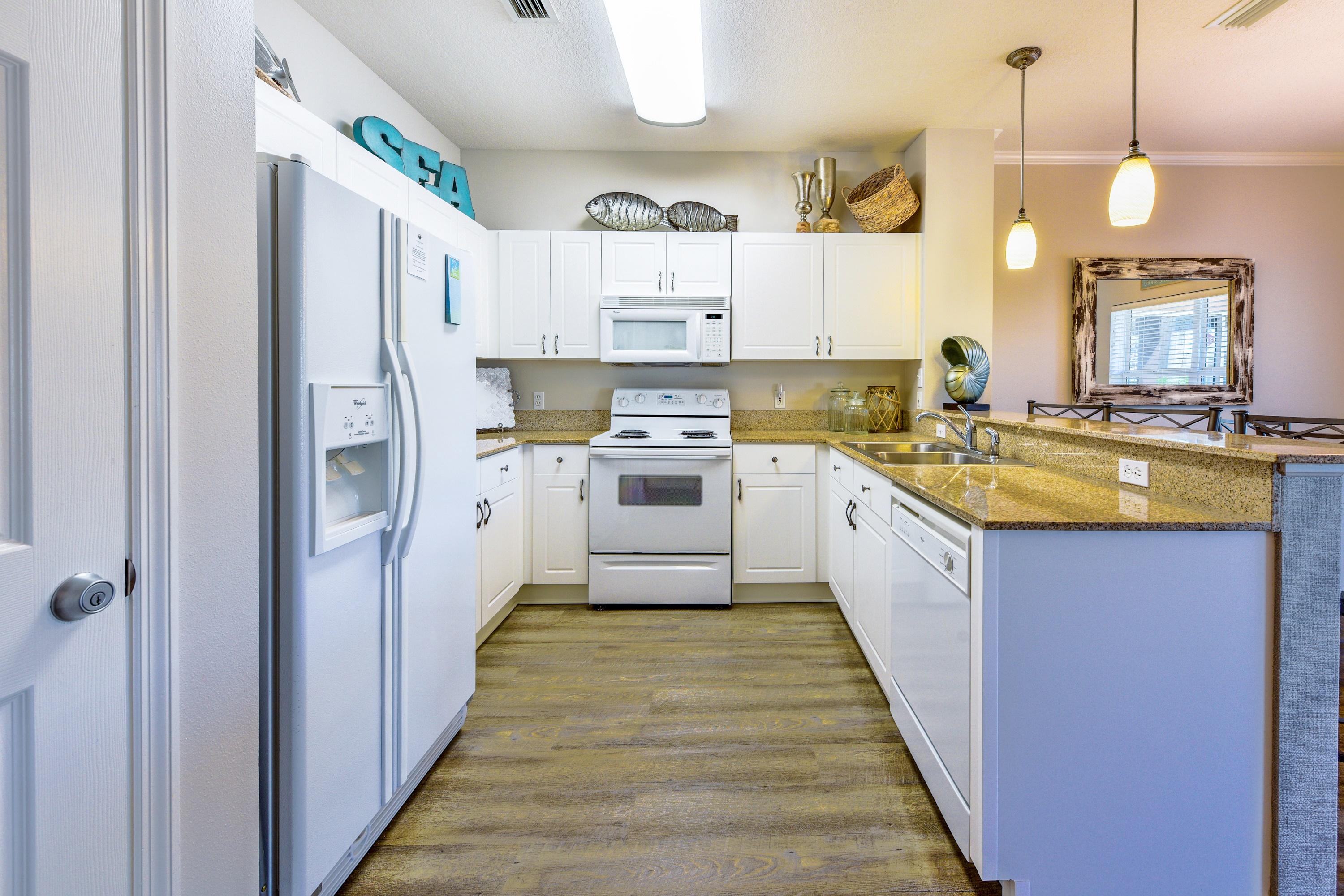 EMERALD WATERS - Residential