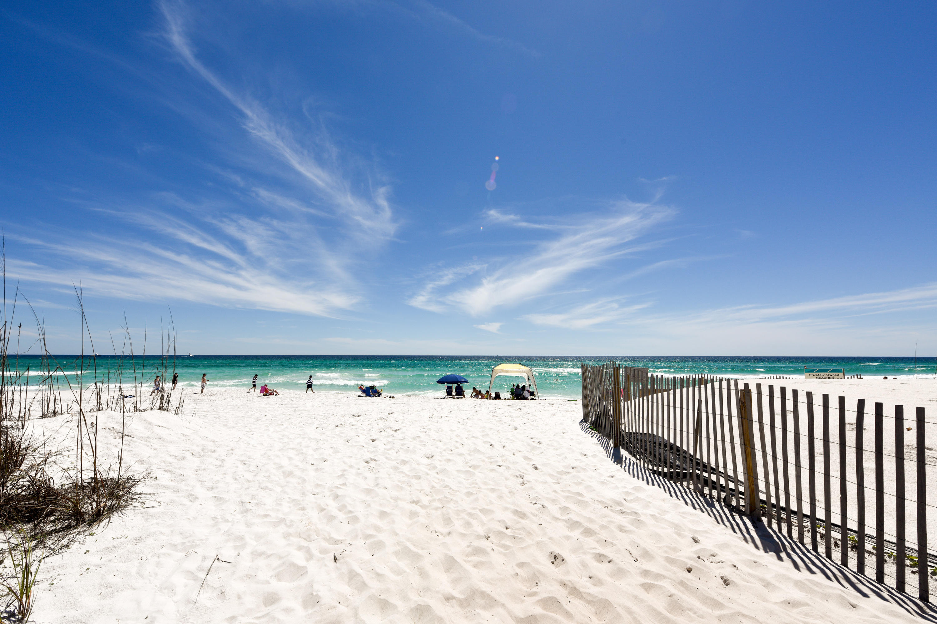 EMERALD WATERS - Residential