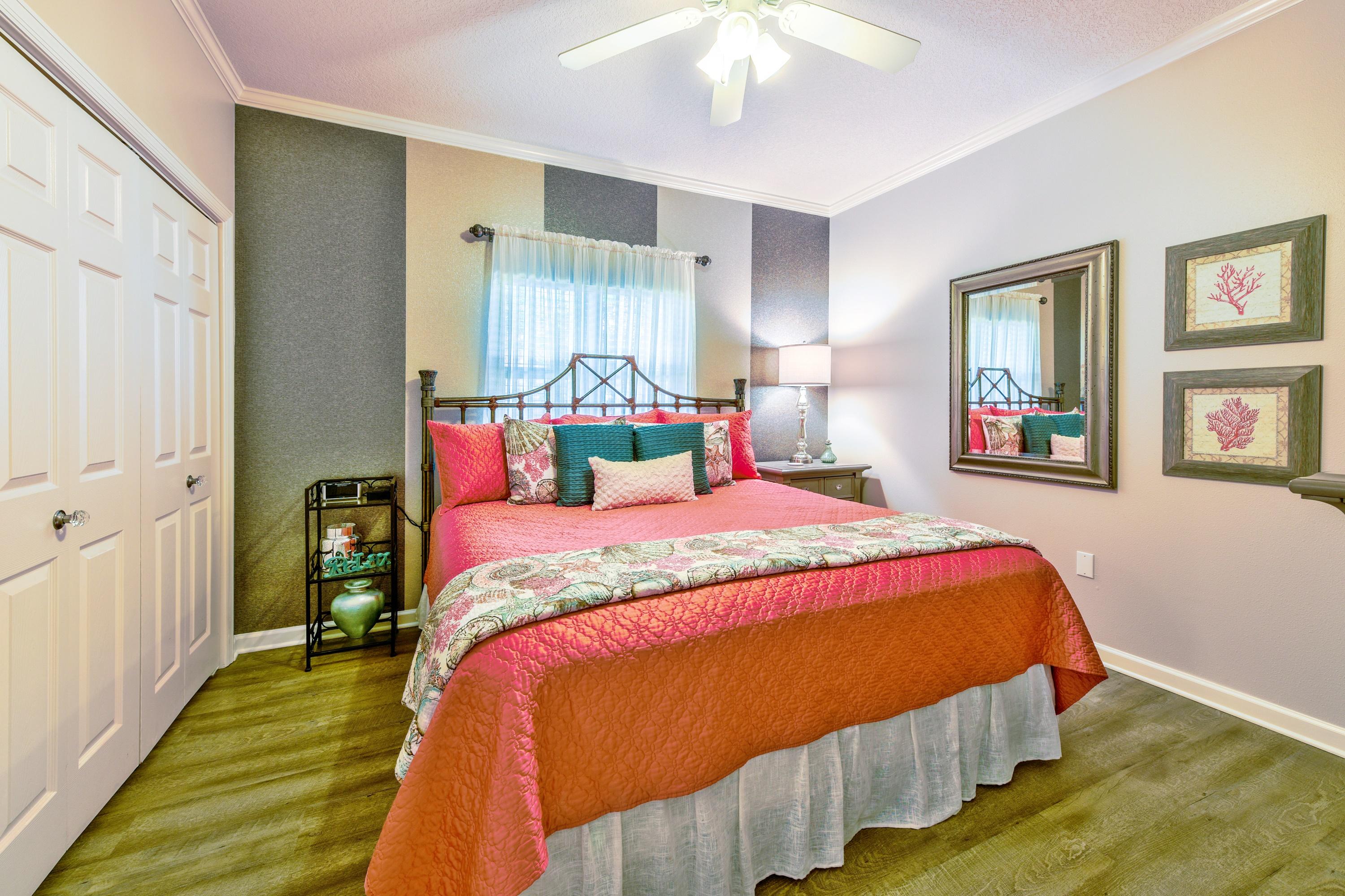 EMERALD WATERS - Residential