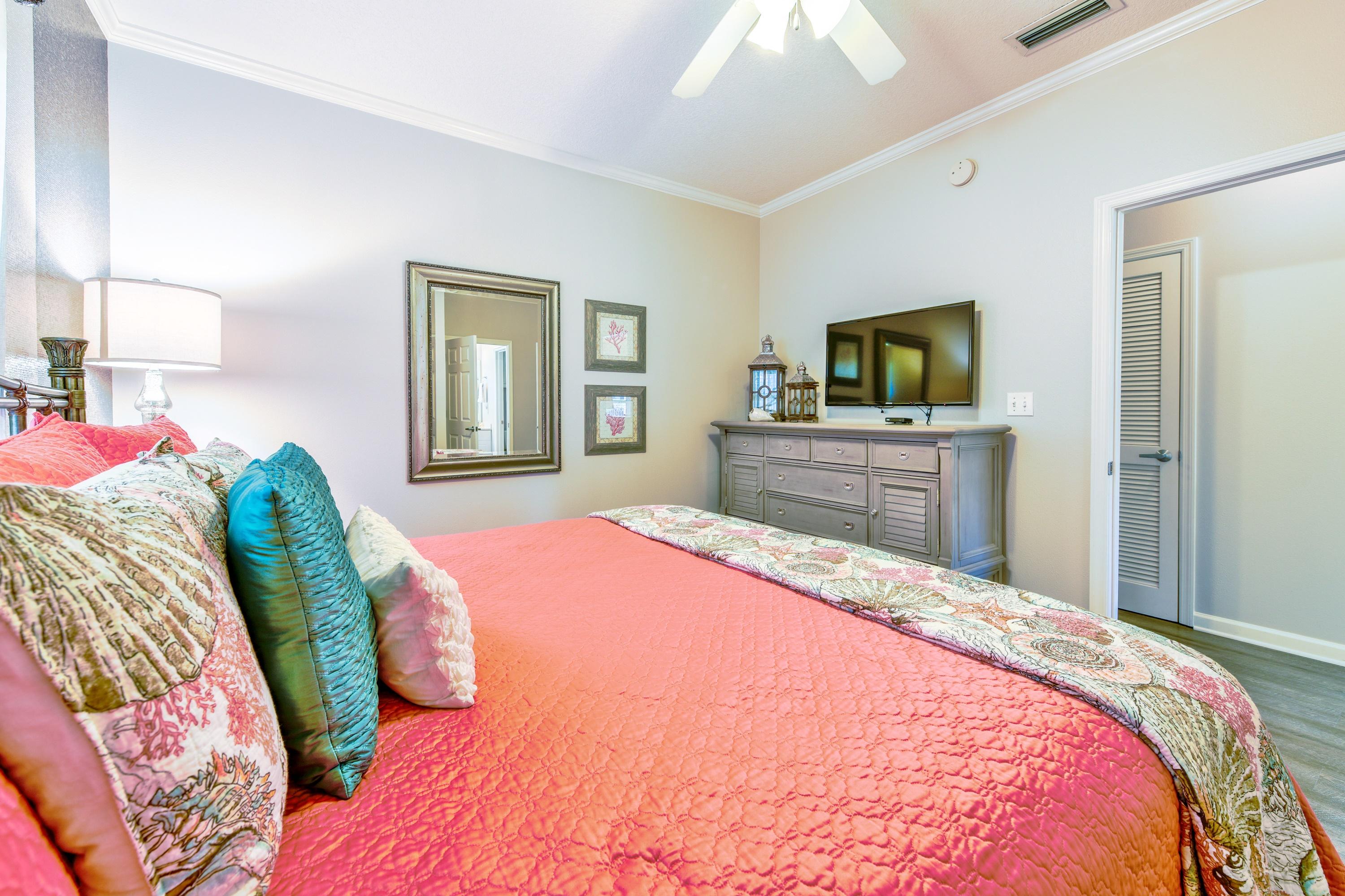 EMERALD WATERS - Residential