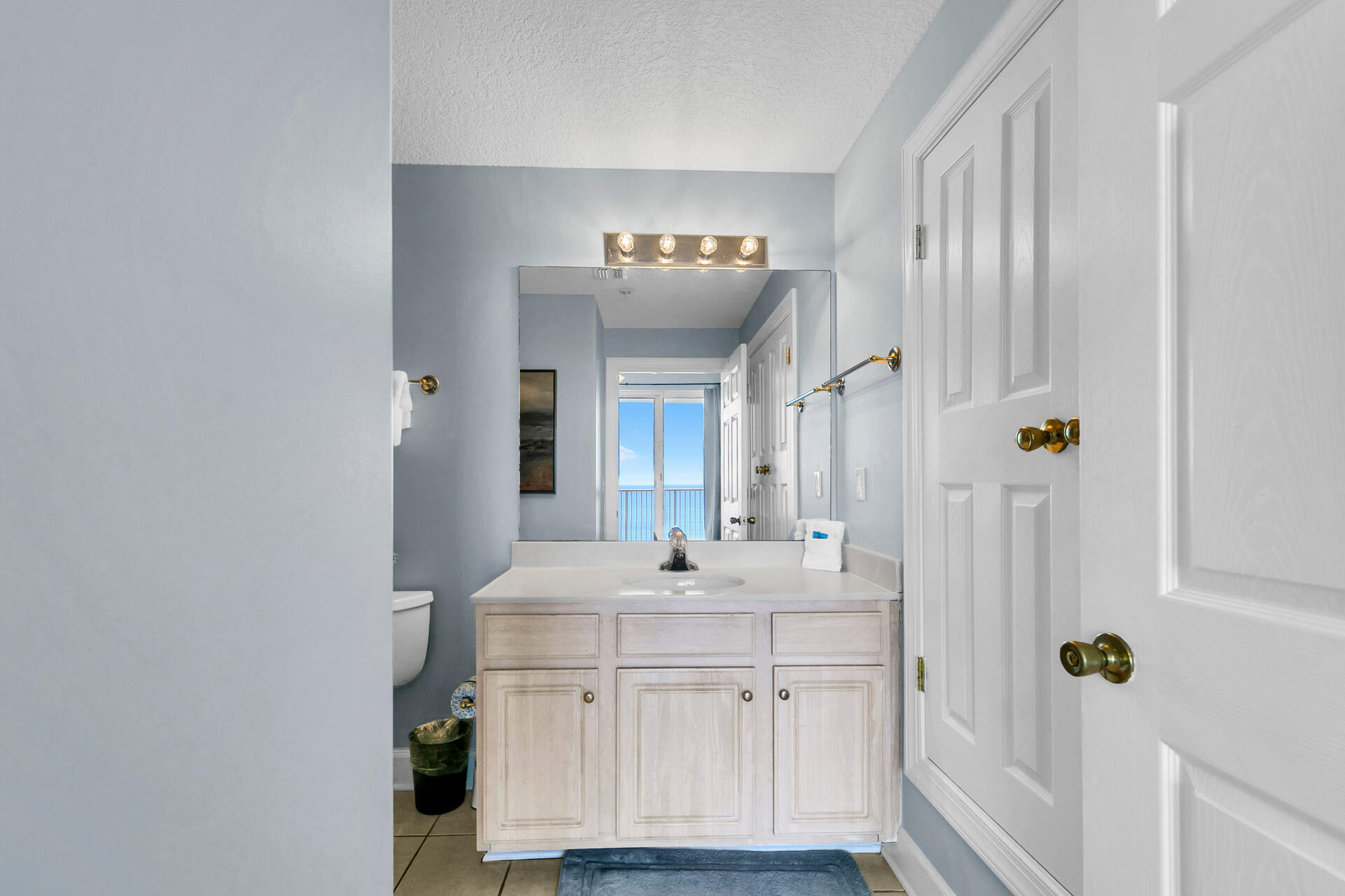 EMERALD ISLE - Residential