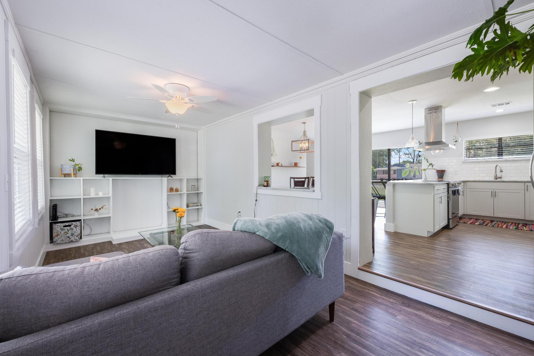 ELLIOTTS POINT 7TH ADDN - Residential