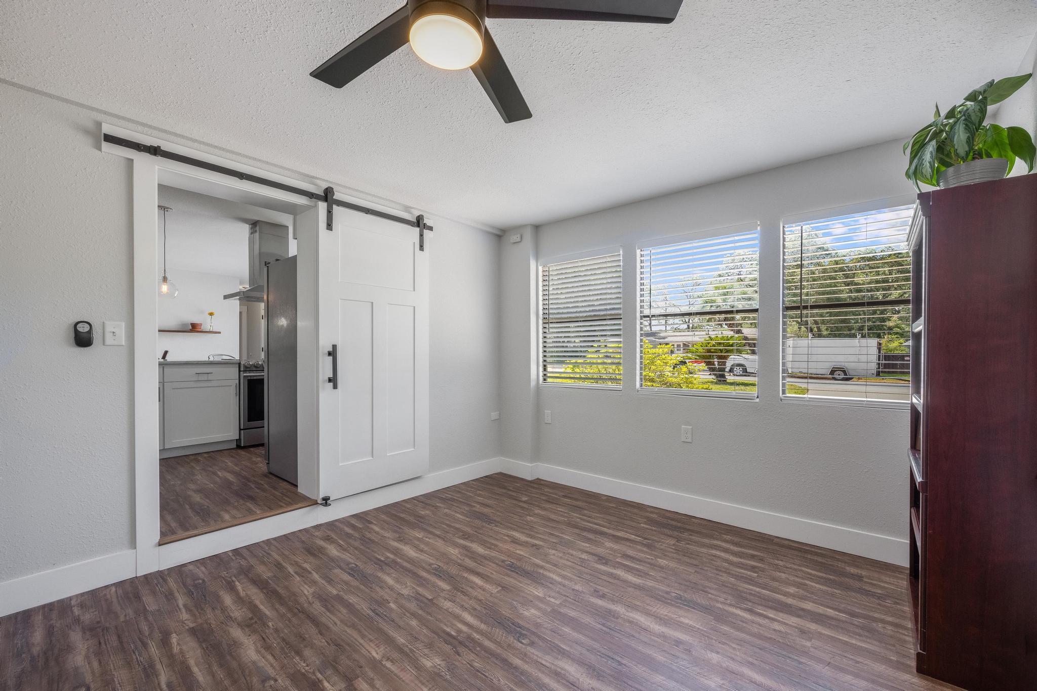 ELLIOTTS POINT 7TH ADDN - Residential