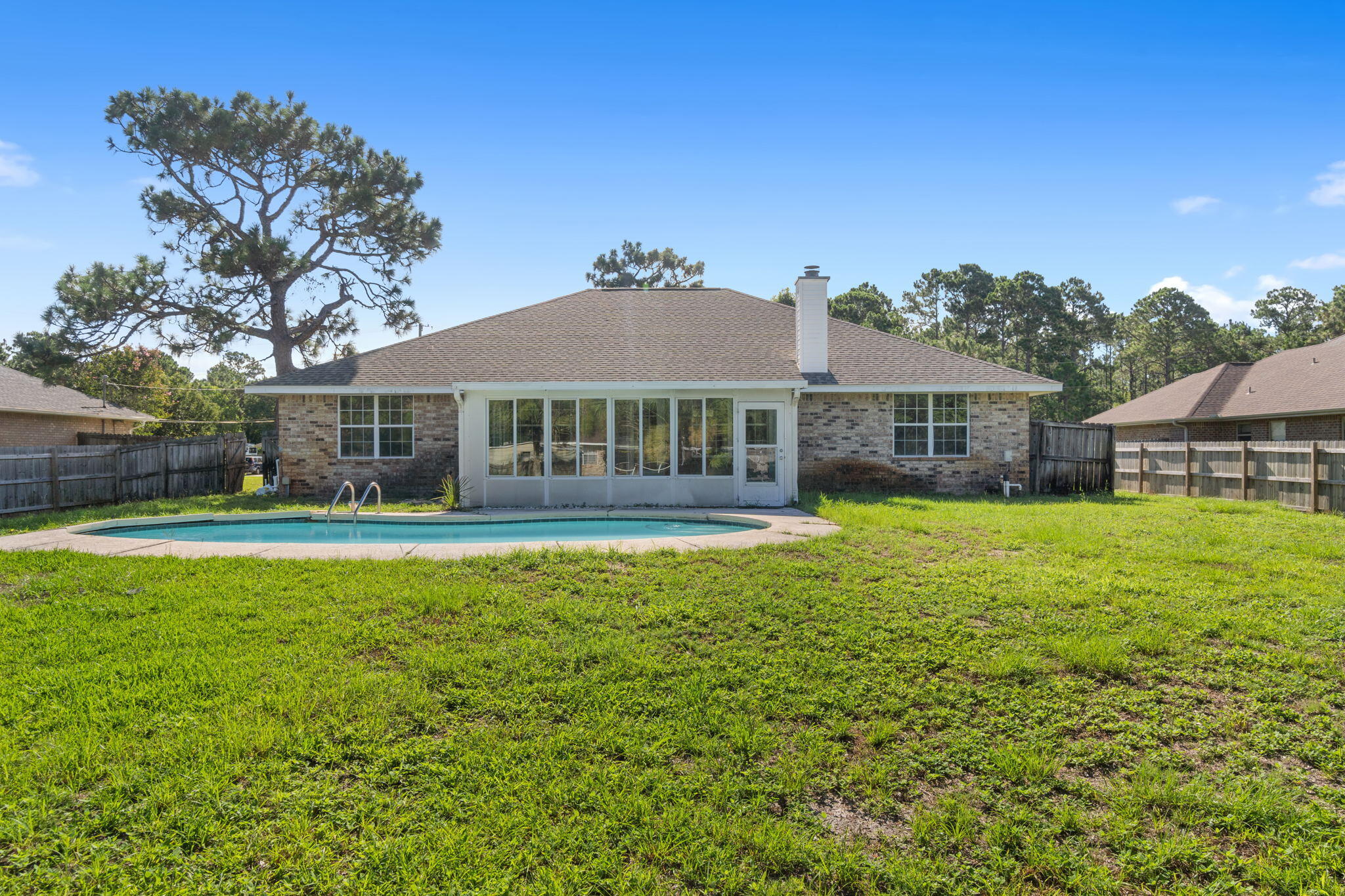 HOLLEY BY THE SEA - Residential