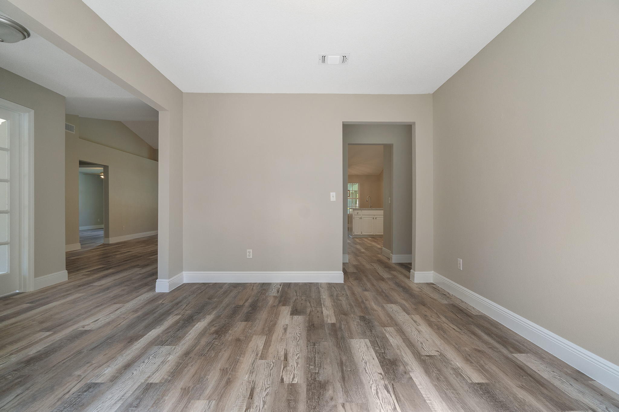 HOLLEY BY THE SEA - Residential