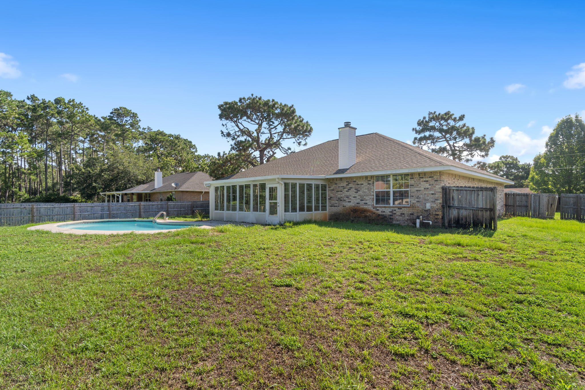HOLLEY BY THE SEA - Residential