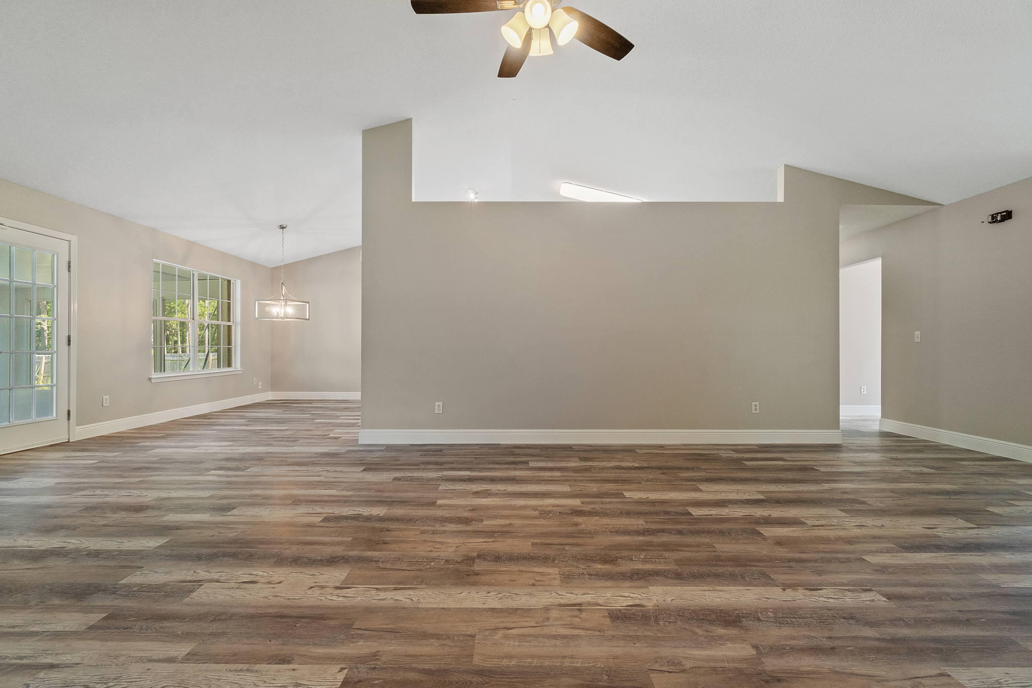 HOLLEY BY THE SEA - Residential