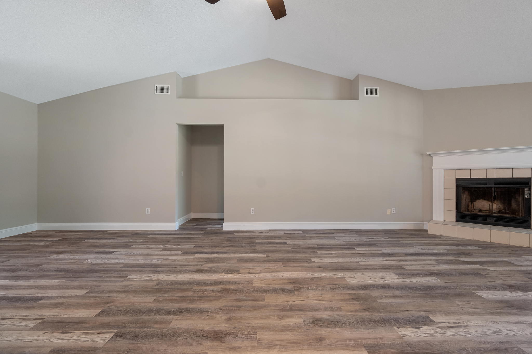 HOLLEY BY THE SEA - Residential