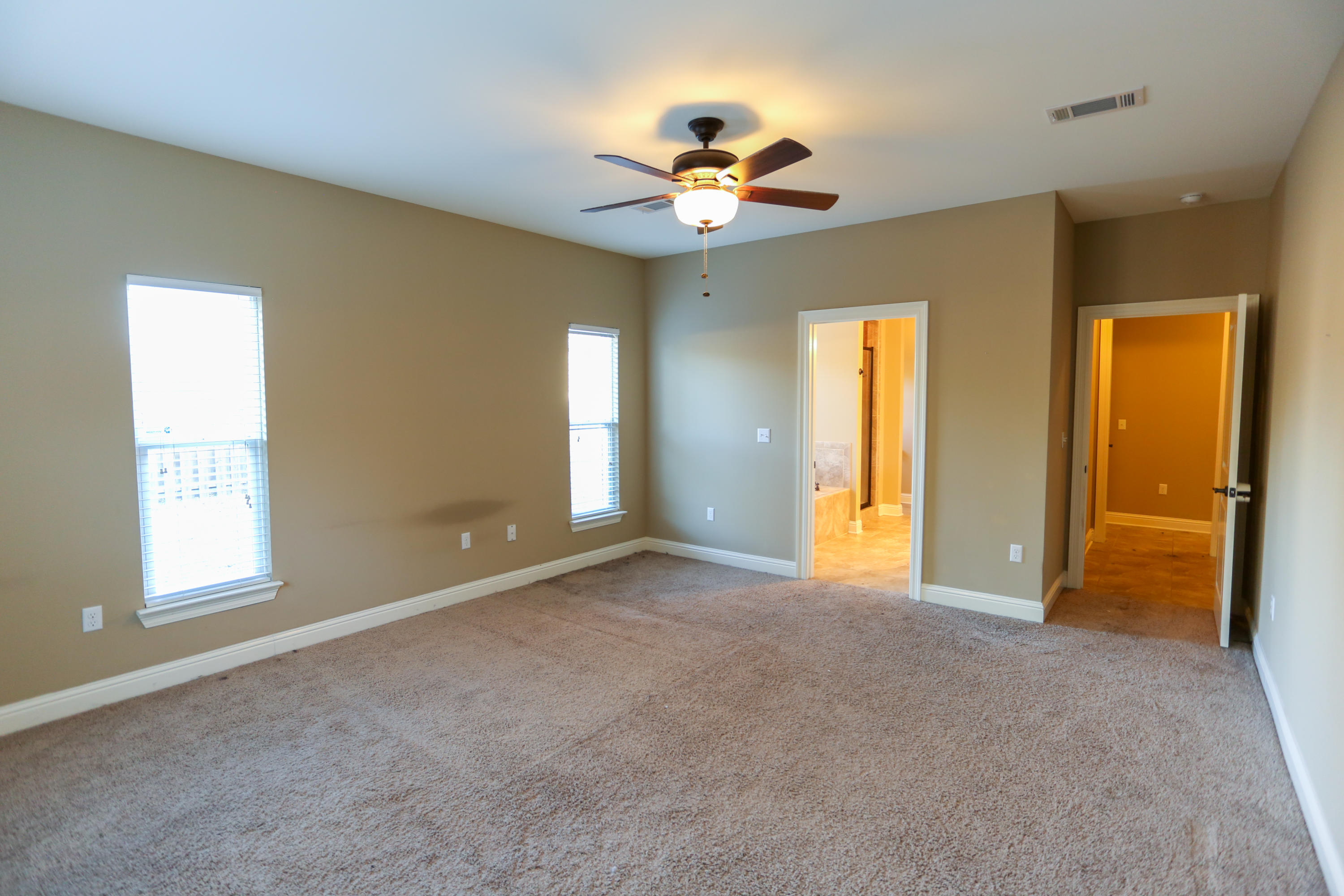 MILL CREEK FARMS - Residential