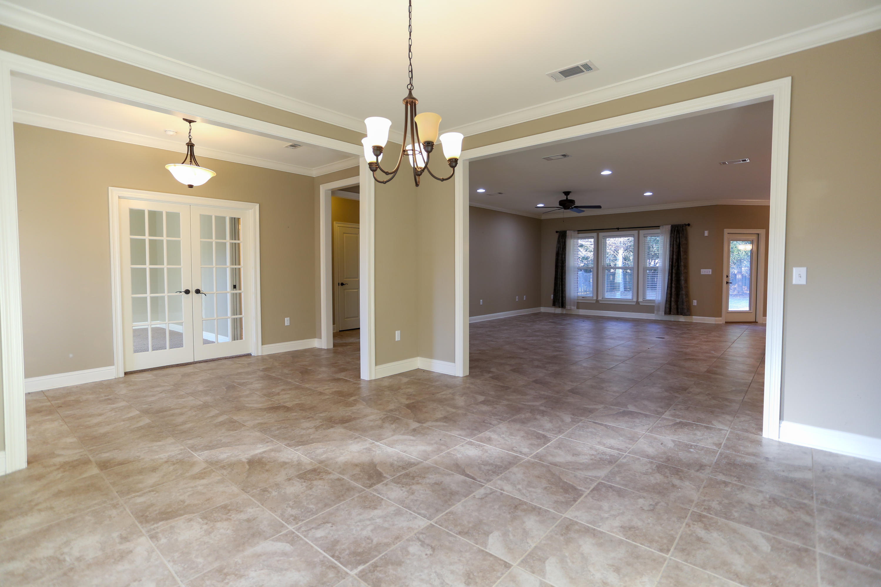 MILL CREEK FARMS - Residential