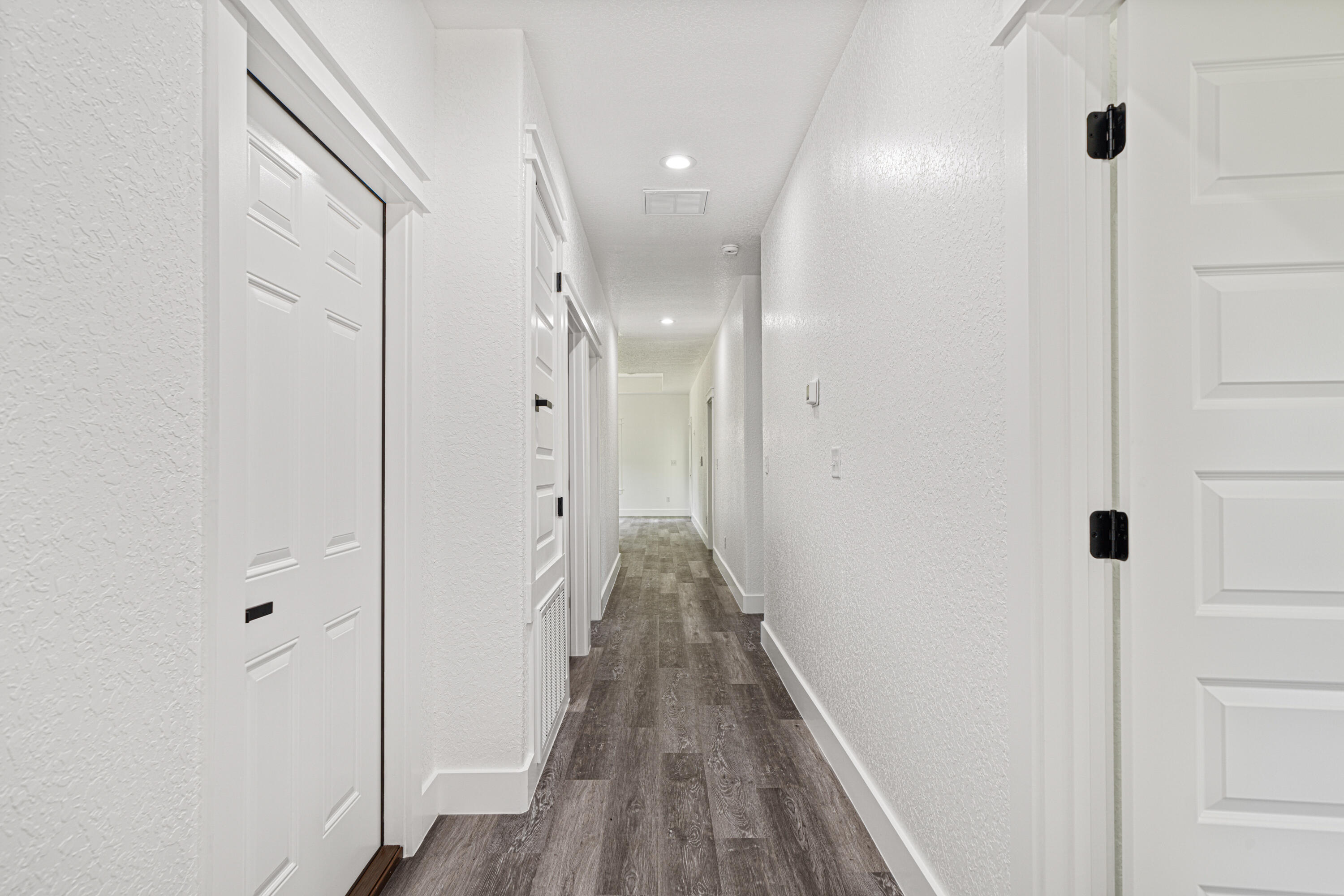 GARDEN CITY - Residential