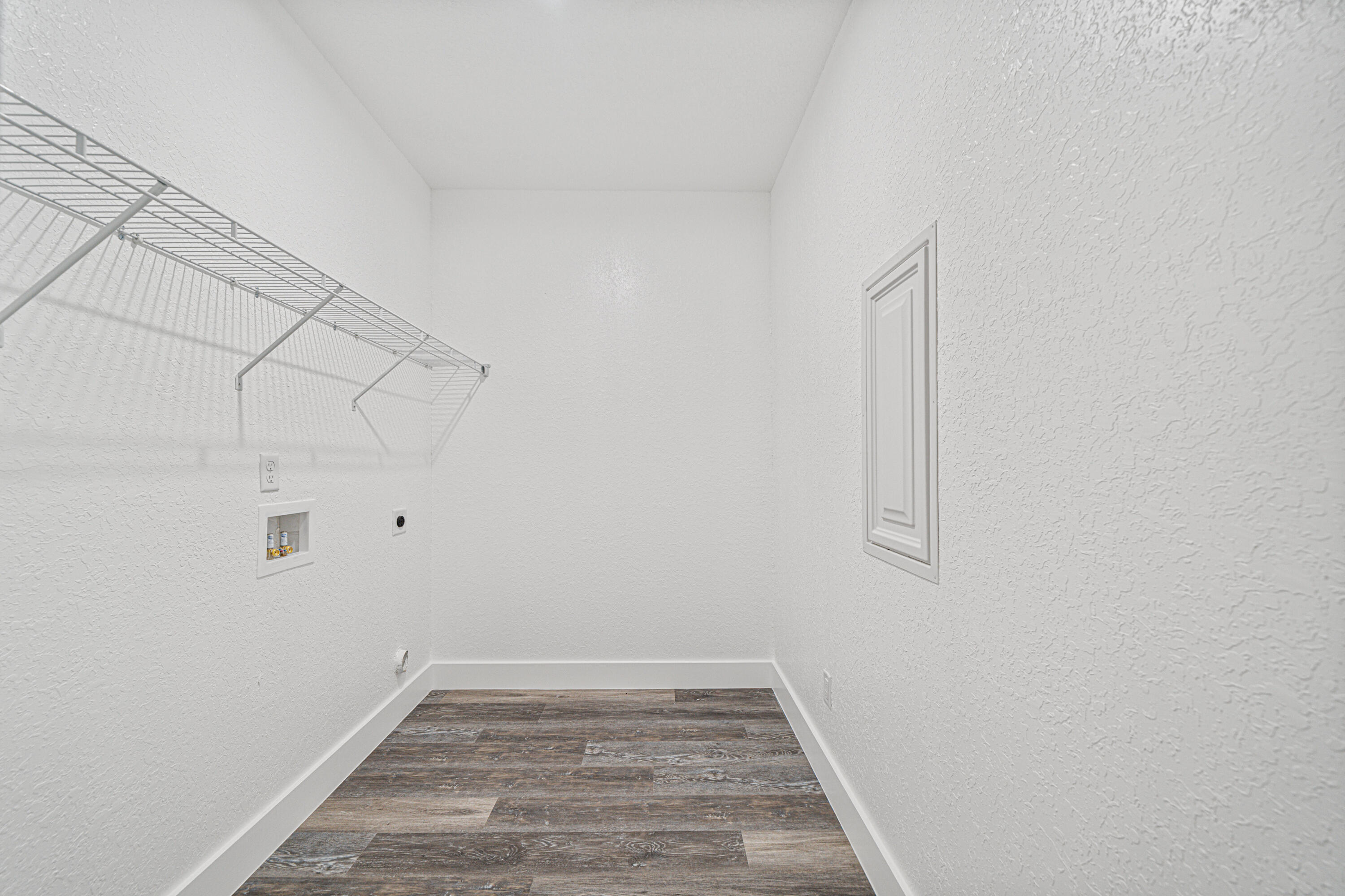 GARDEN CITY - Residential