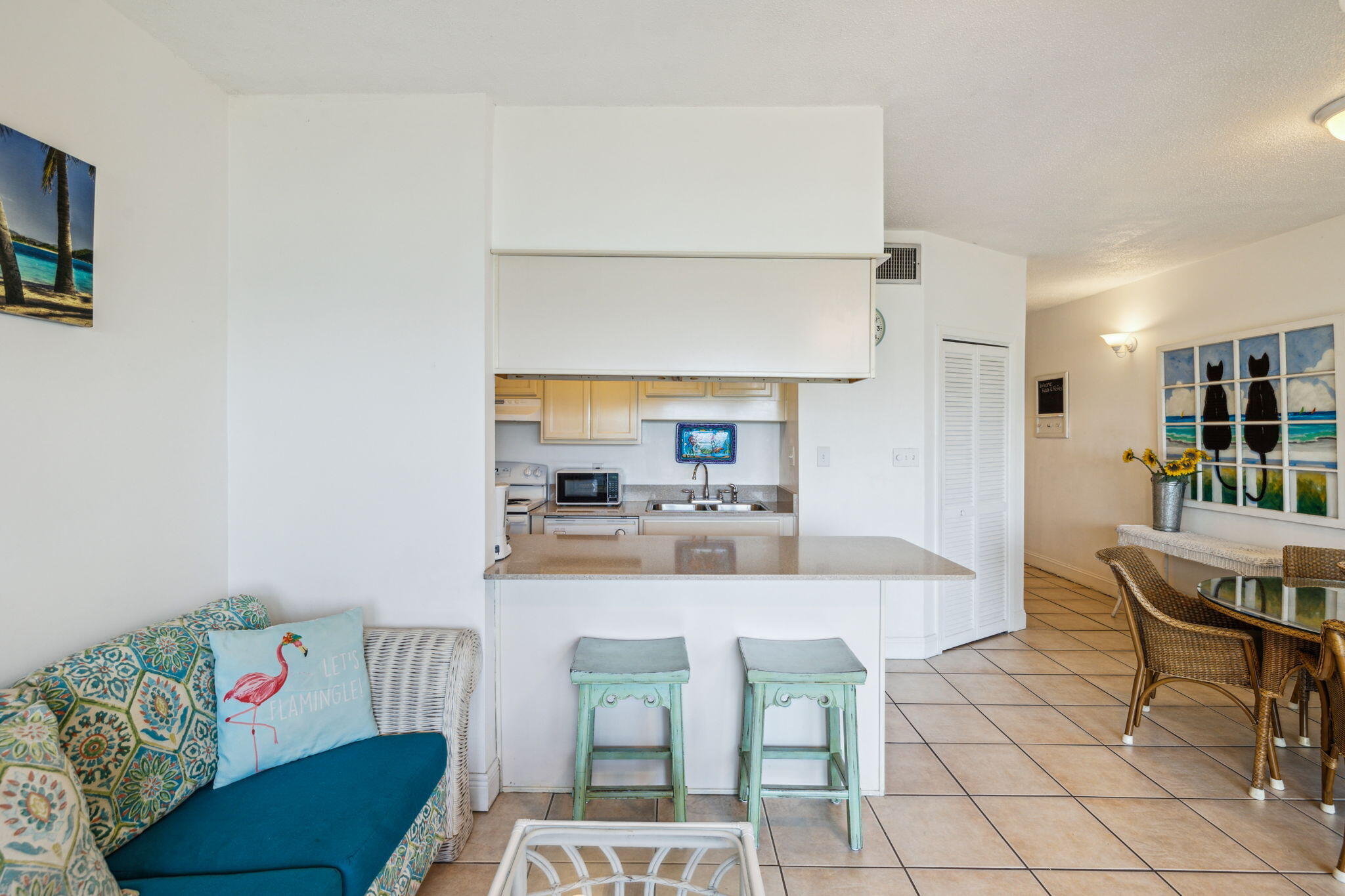 EMERALD HILL CONDO PH 1 - Residential