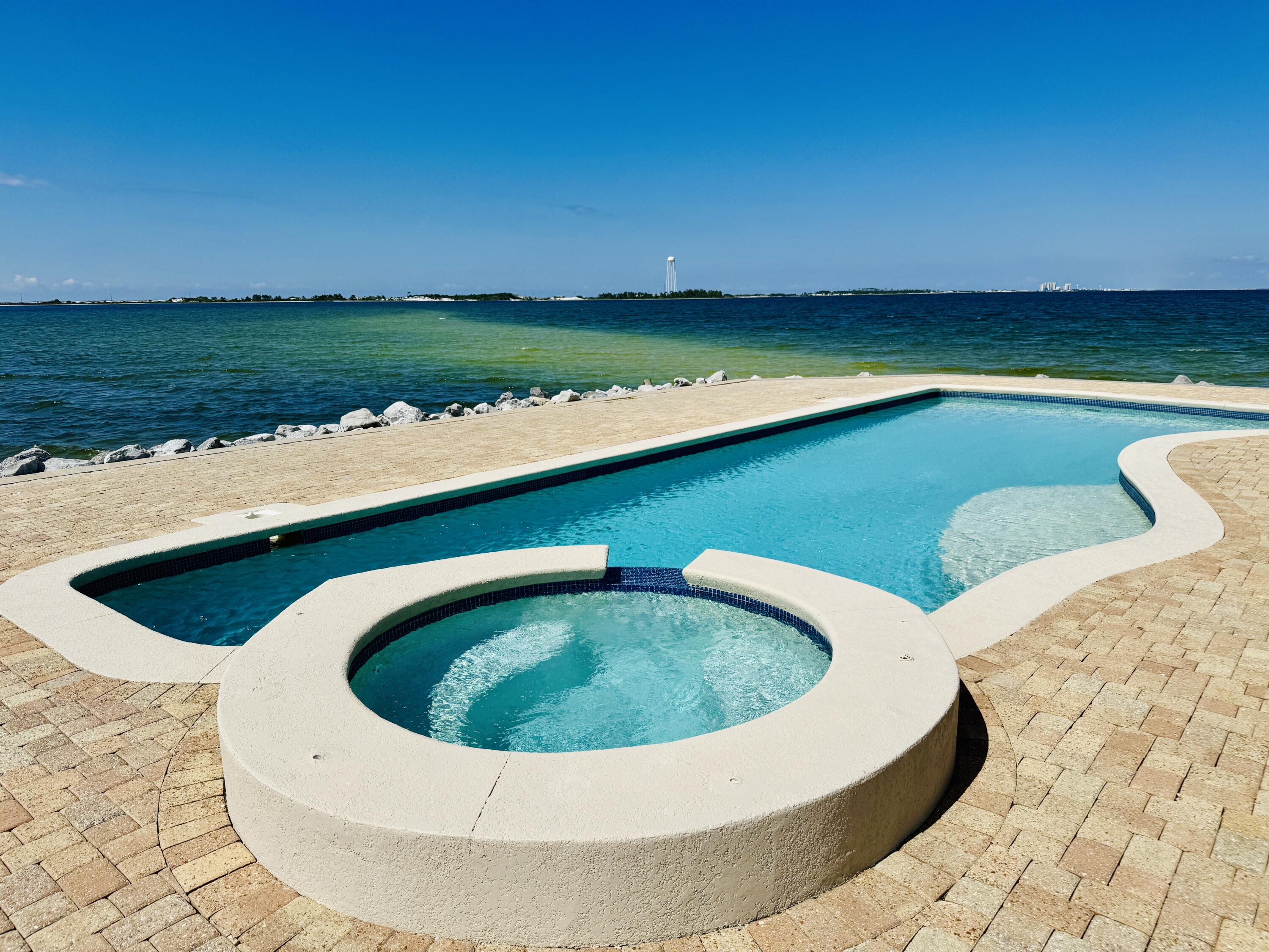 SANDY POINTE - Residential