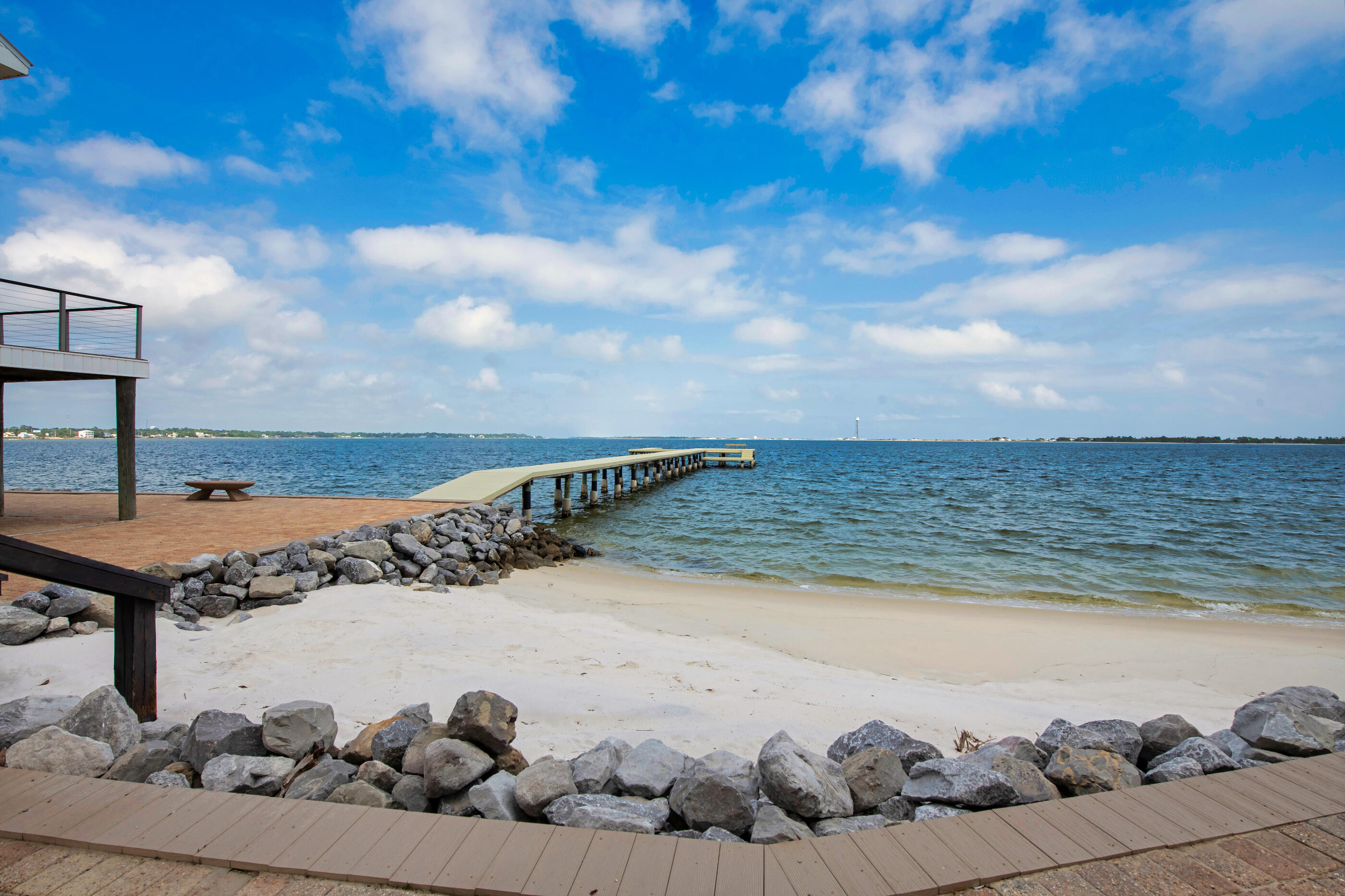 SANDY POINTE - Residential