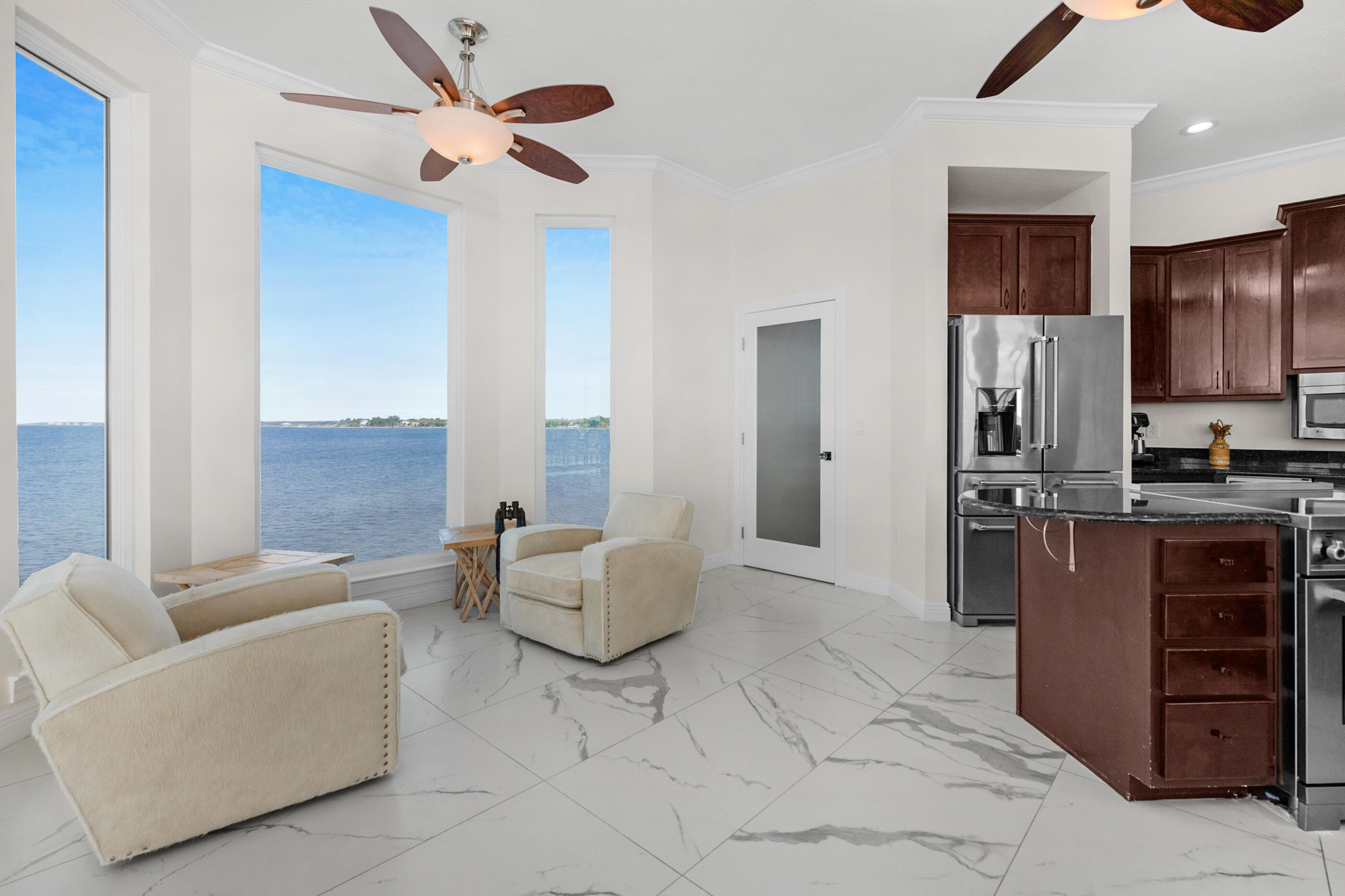 SANDY POINTE - Residential
