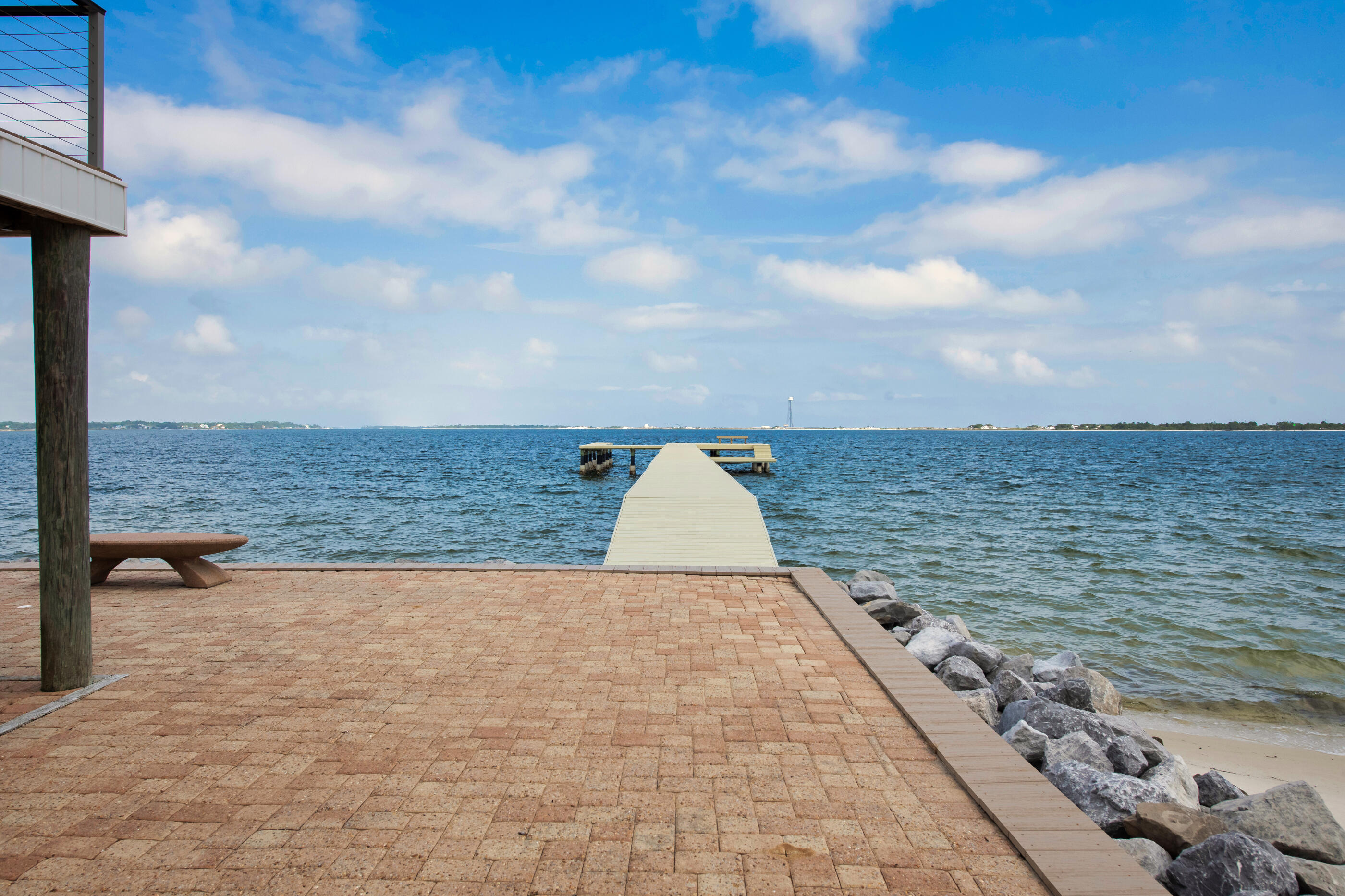SANDY POINTE - Residential