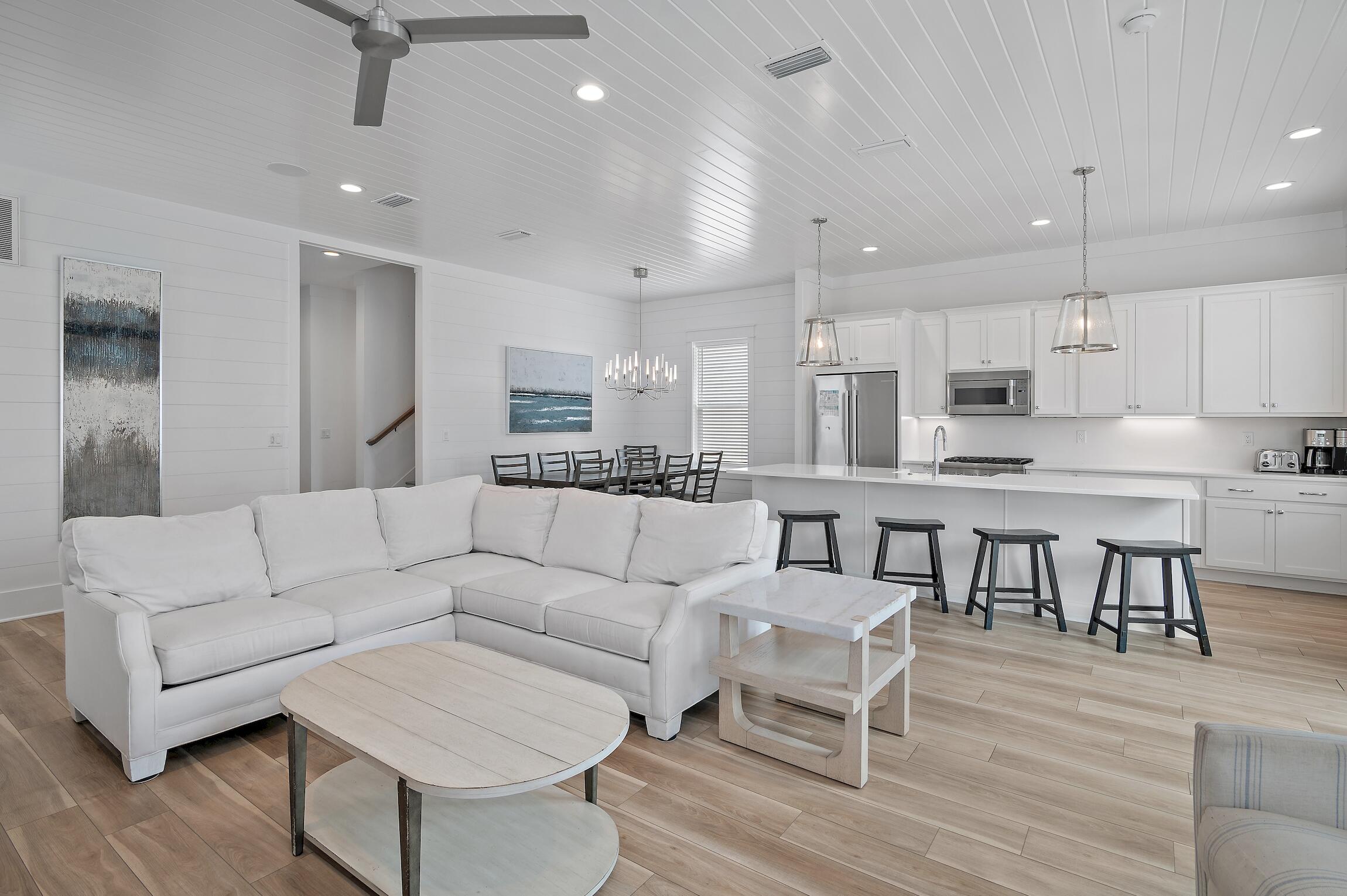 Estates At Hidden Palms - Residential