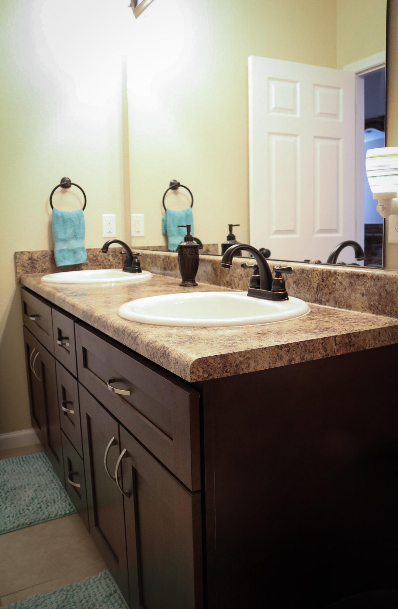 MORRIS ADDN TO CRESTVIEW - Residential