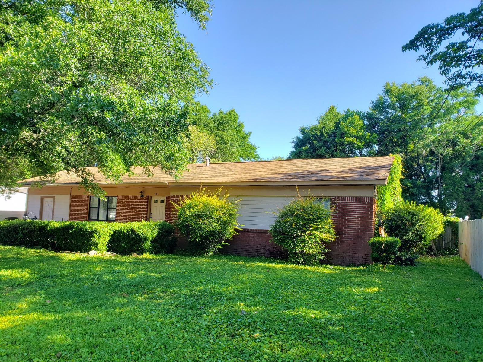 Adorable and well taken care of home. Three bedrooms plus an office in the great area of Fort Walton Beach awaits you. Updated tile floors, beautiful new bathrooms and a great kitchen. Fenced in back yard and driveway parking for 4 vehicles makes things easy.