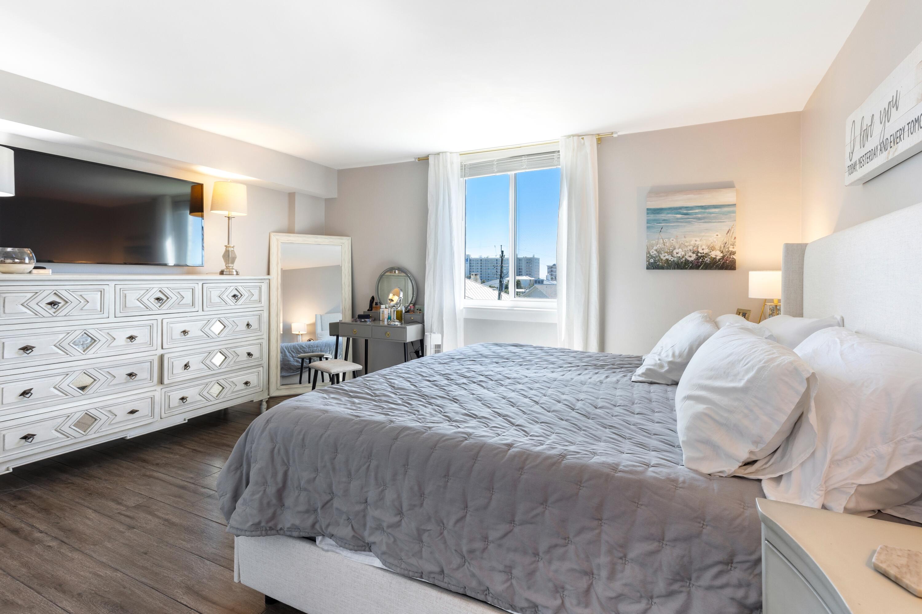 DOLPHIN POINT CONDO - Residential