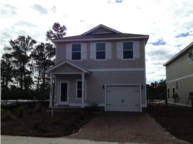 This beatiful 3 bedroom 2.5 bath home is under construction and projected to be finished late spring/ early summer. This home will have Shaw Hickory floors on the 1st floor, frise carpet, tile in the bathrooms and utility room along with crown molding on the 1st floor and in the master bedroom.Contract today to pick colors and options for this home!