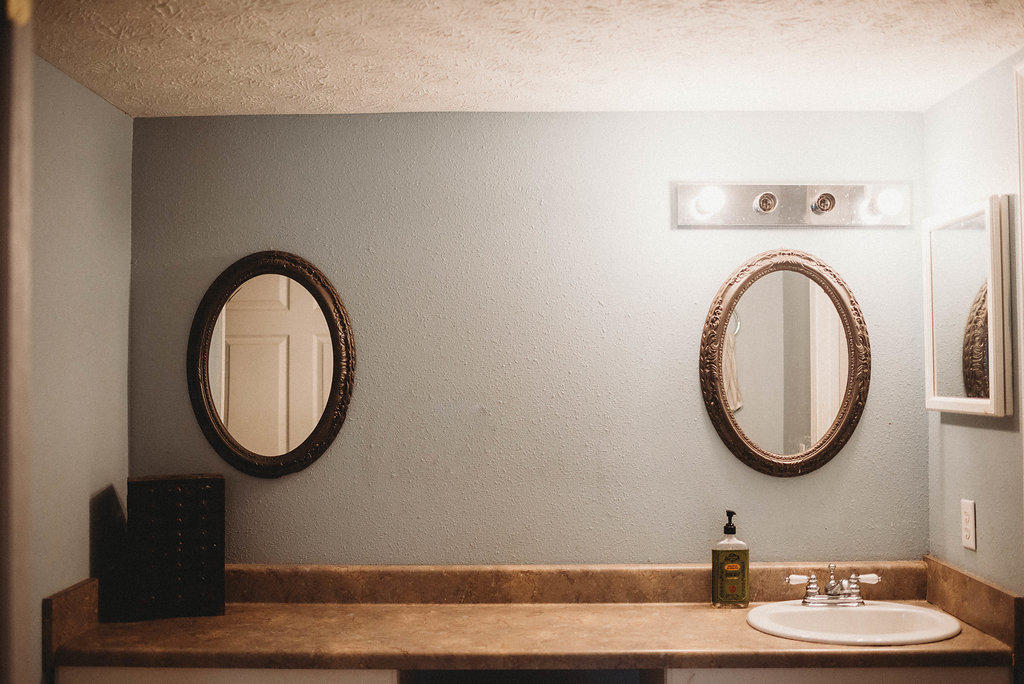 HAPPY HOLLOW - Residential