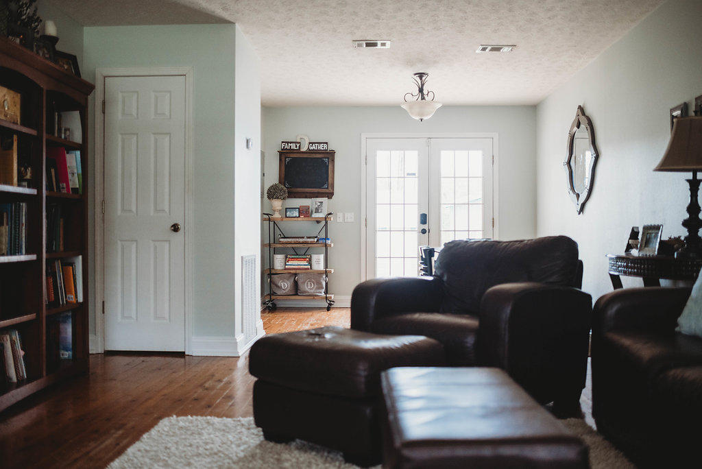 HAPPY HOLLOW - Residential