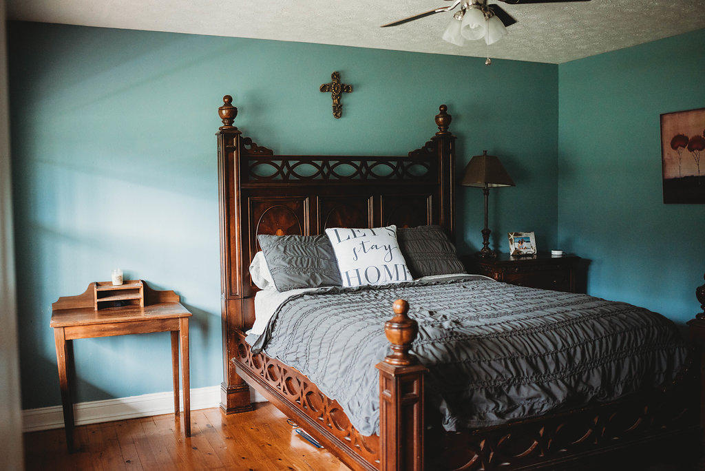 HAPPY HOLLOW - Residential