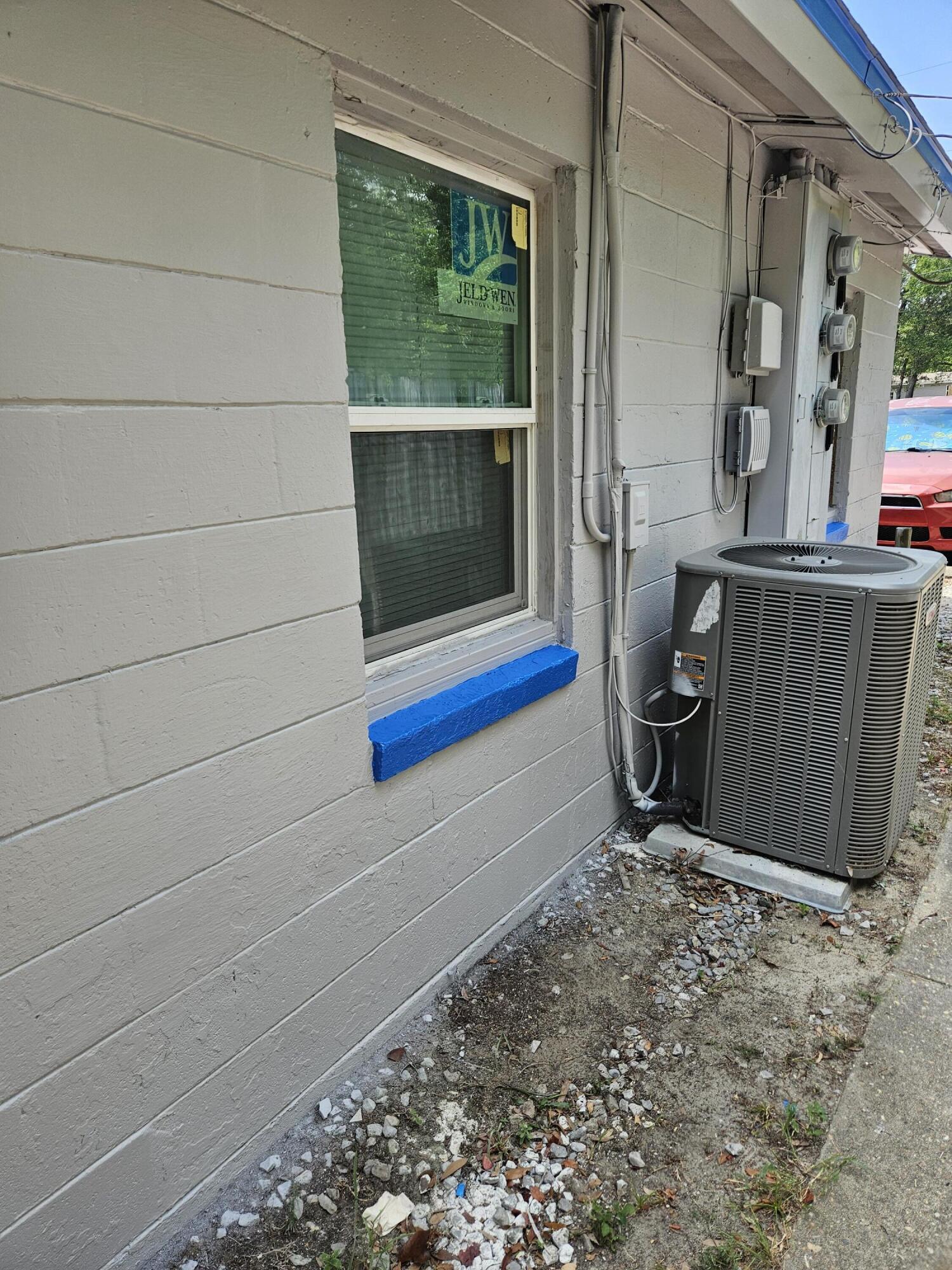 OVERBROOK PINEVIEW - Residential