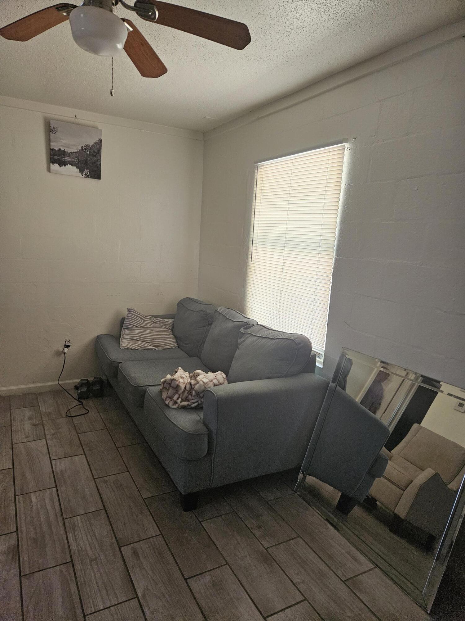 OVERBROOK PINEVIEW - Residential