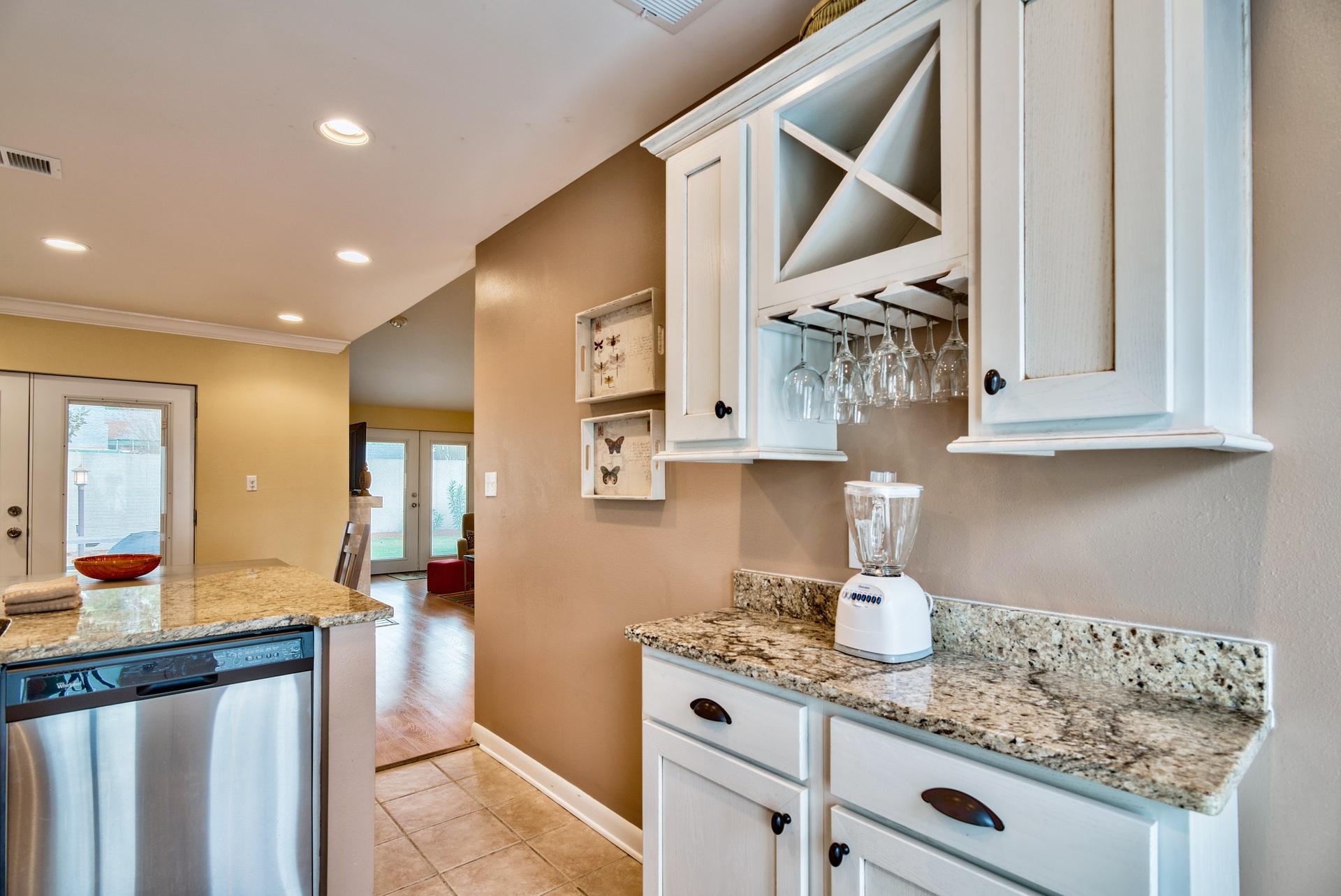 LINKSIDE VILLAGE UNIT 1 - Residential