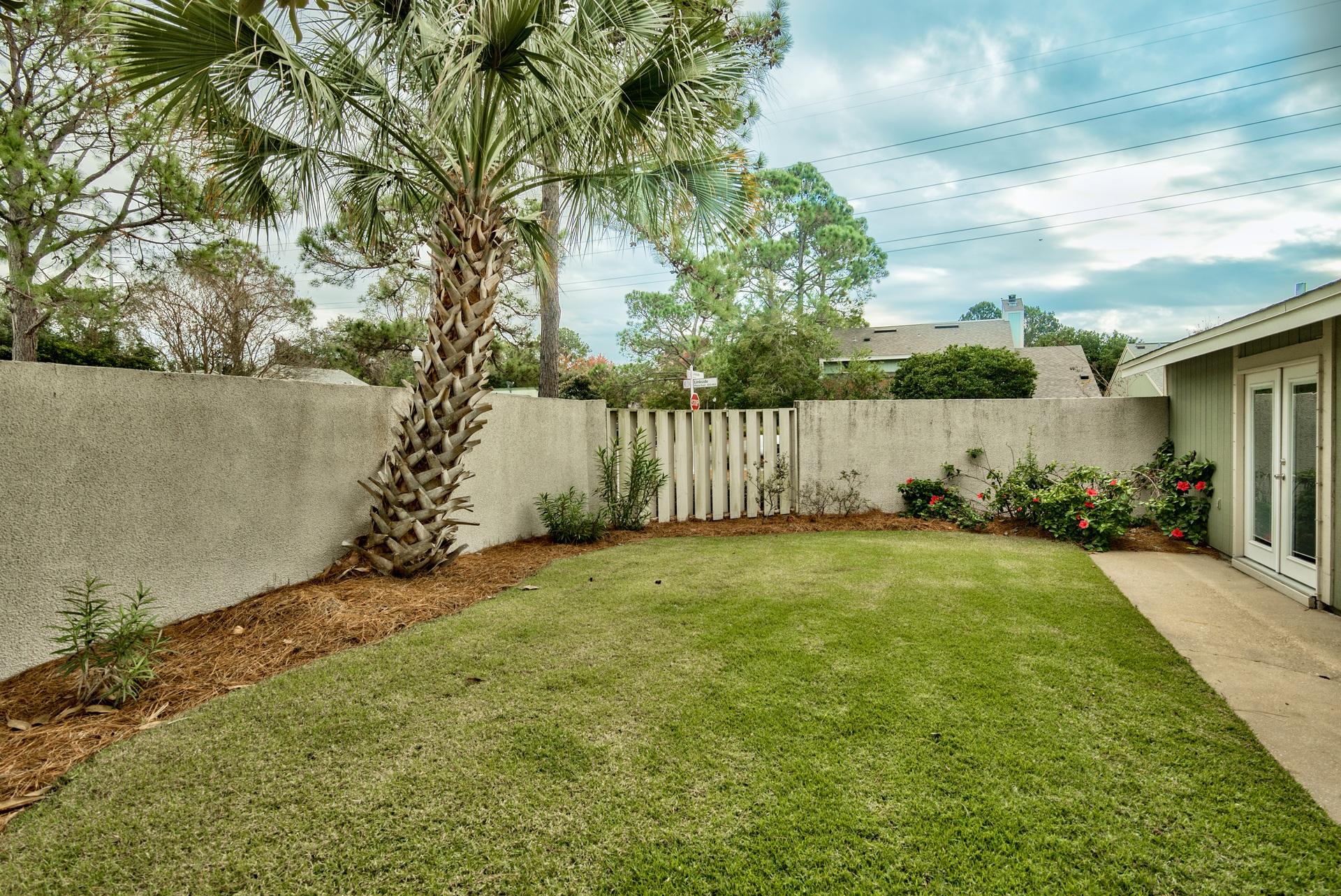 LINKSIDE VILLAGE UNIT 1 - Residential