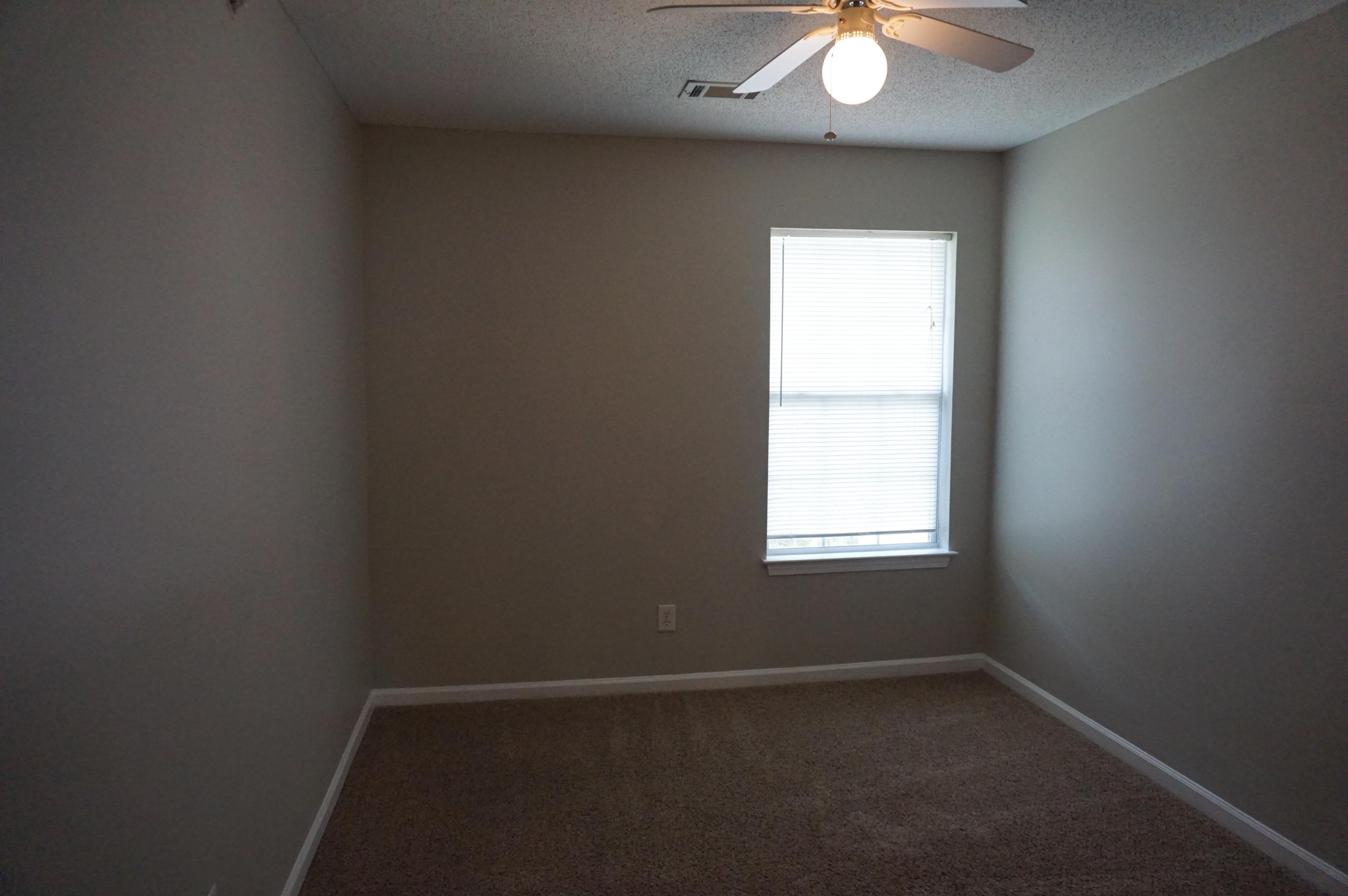 ROLLING PINES T/H LOT 80 BLK C - Residential