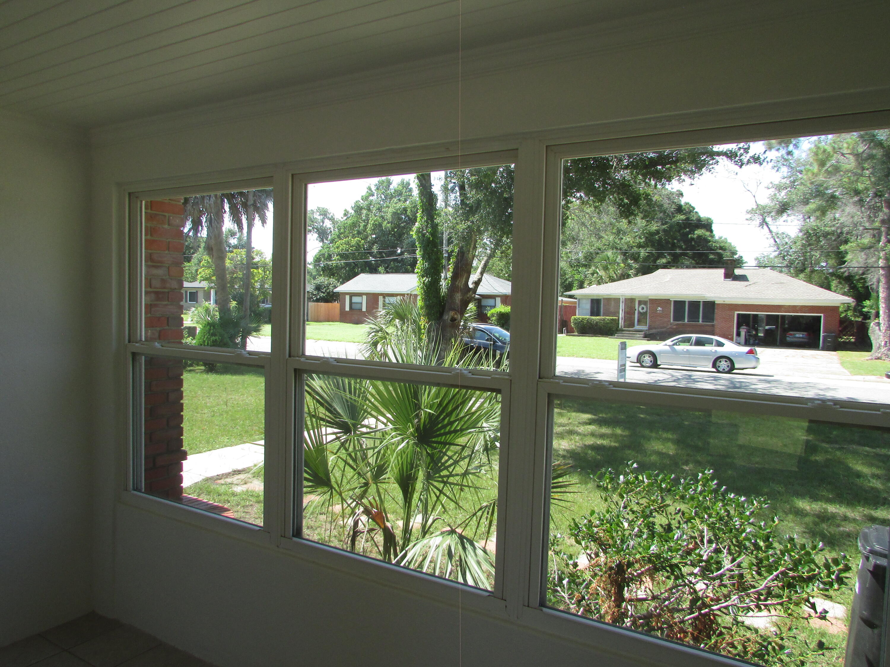EAST HILL - Residential