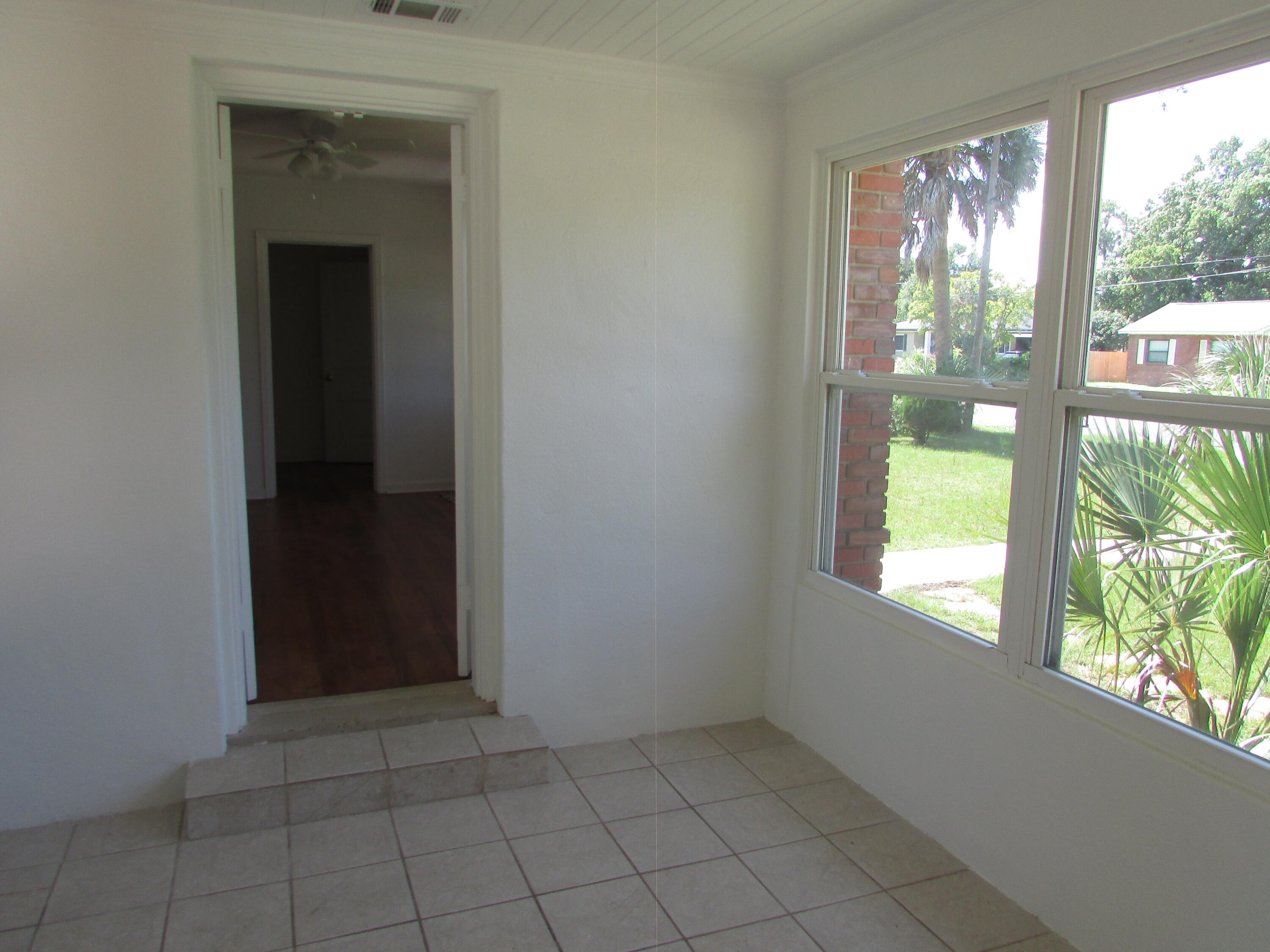EAST HILL - Residential