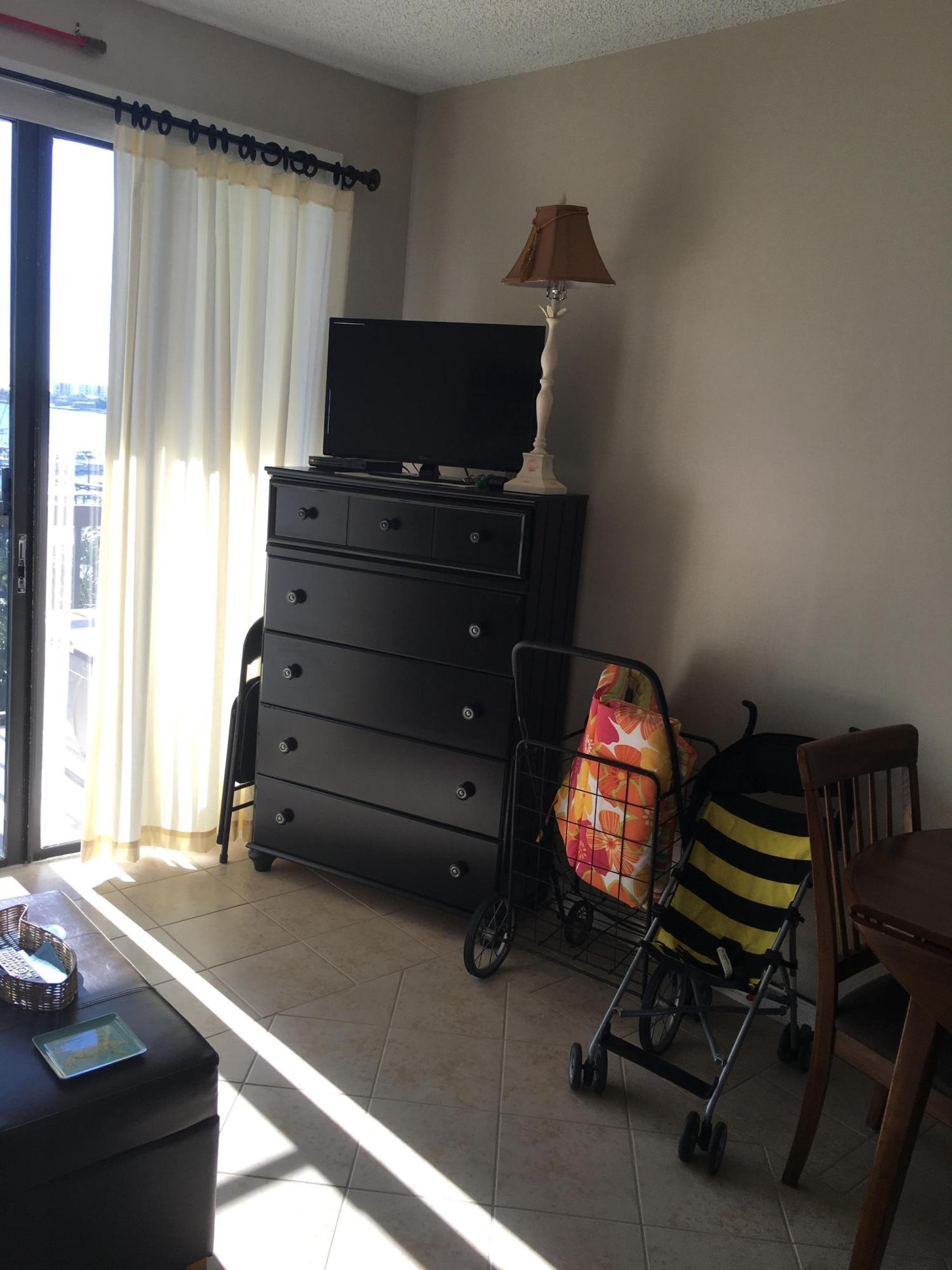 PIRATES BAY PH 1 - Residential