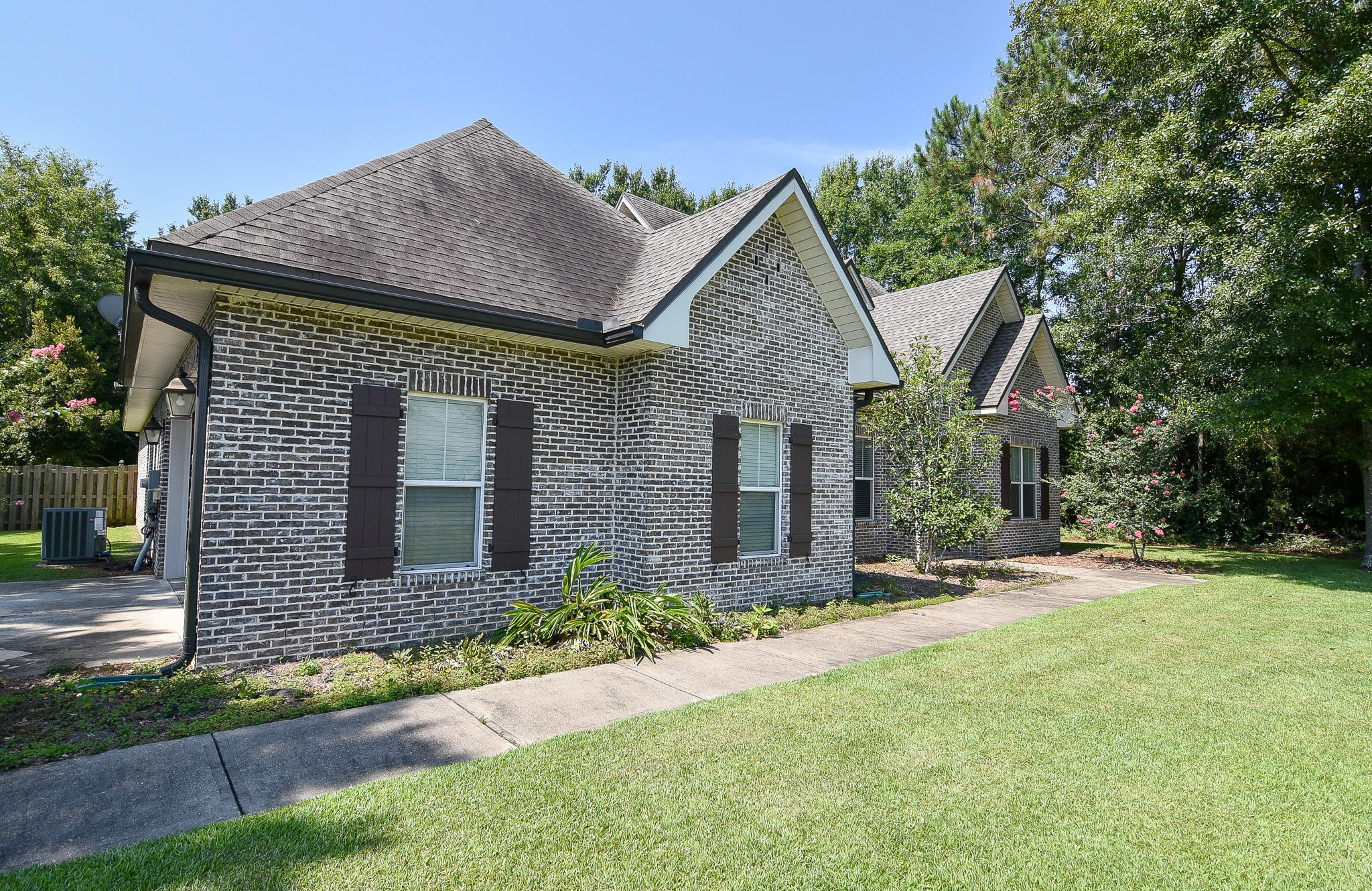 MILL CREEK FARMS - Residential